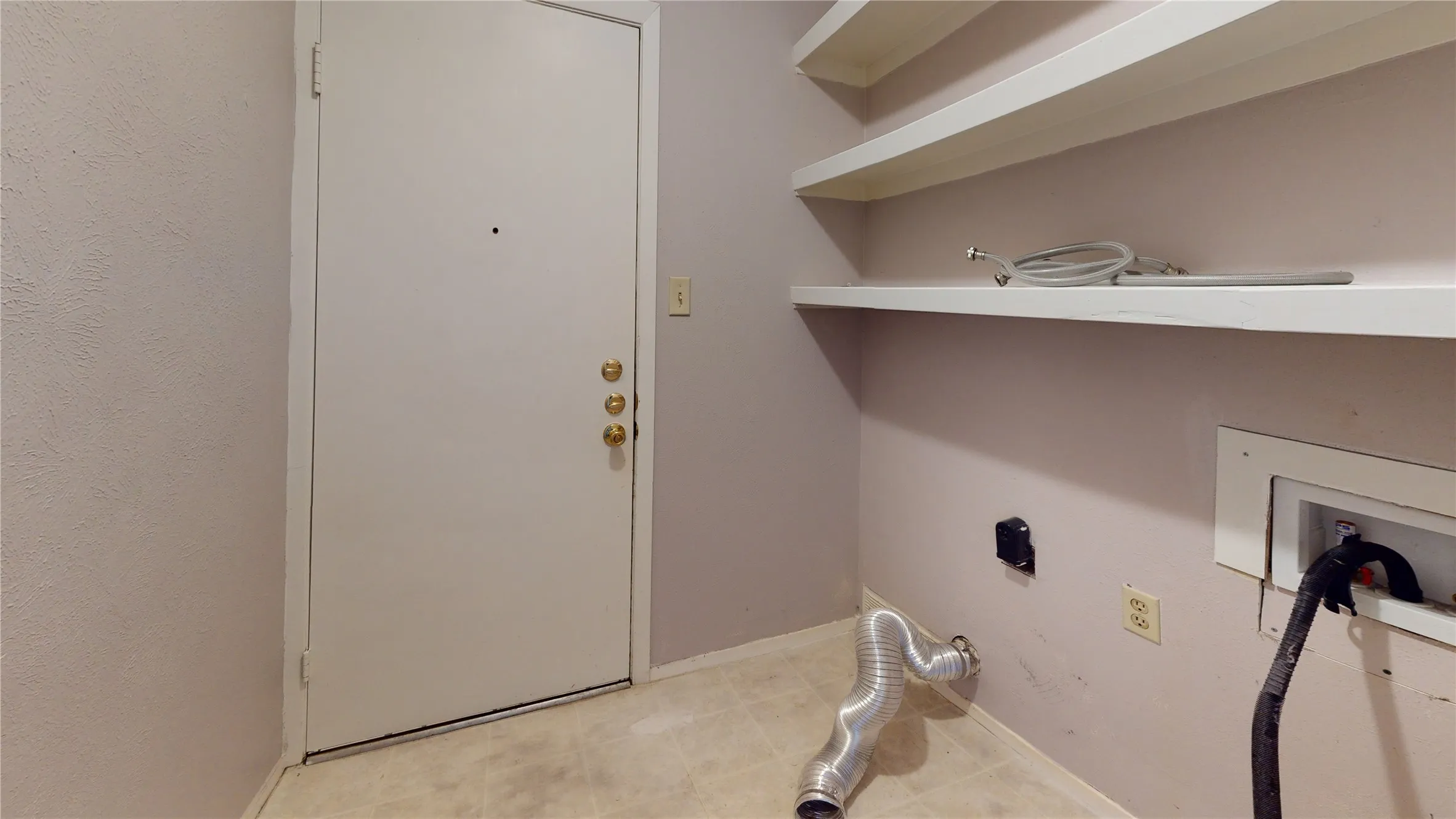 Single Family Residence For Rent in Dallas County , 1804 Windsong Trail, Richardson, Texas 75081, 3 Bedroom, 2 Bathroom, 2 Garage spaces, 1,802 Sqft, built in 1972, mls#21321216, Real Estate Agent in Richardson, Homes For Rent in Dallas county, Homes For Rent in Richardson, Realtor in Richardson Texas, Real Estate Brokerage Independent Realty Texas, Luminita Cordes Realtor