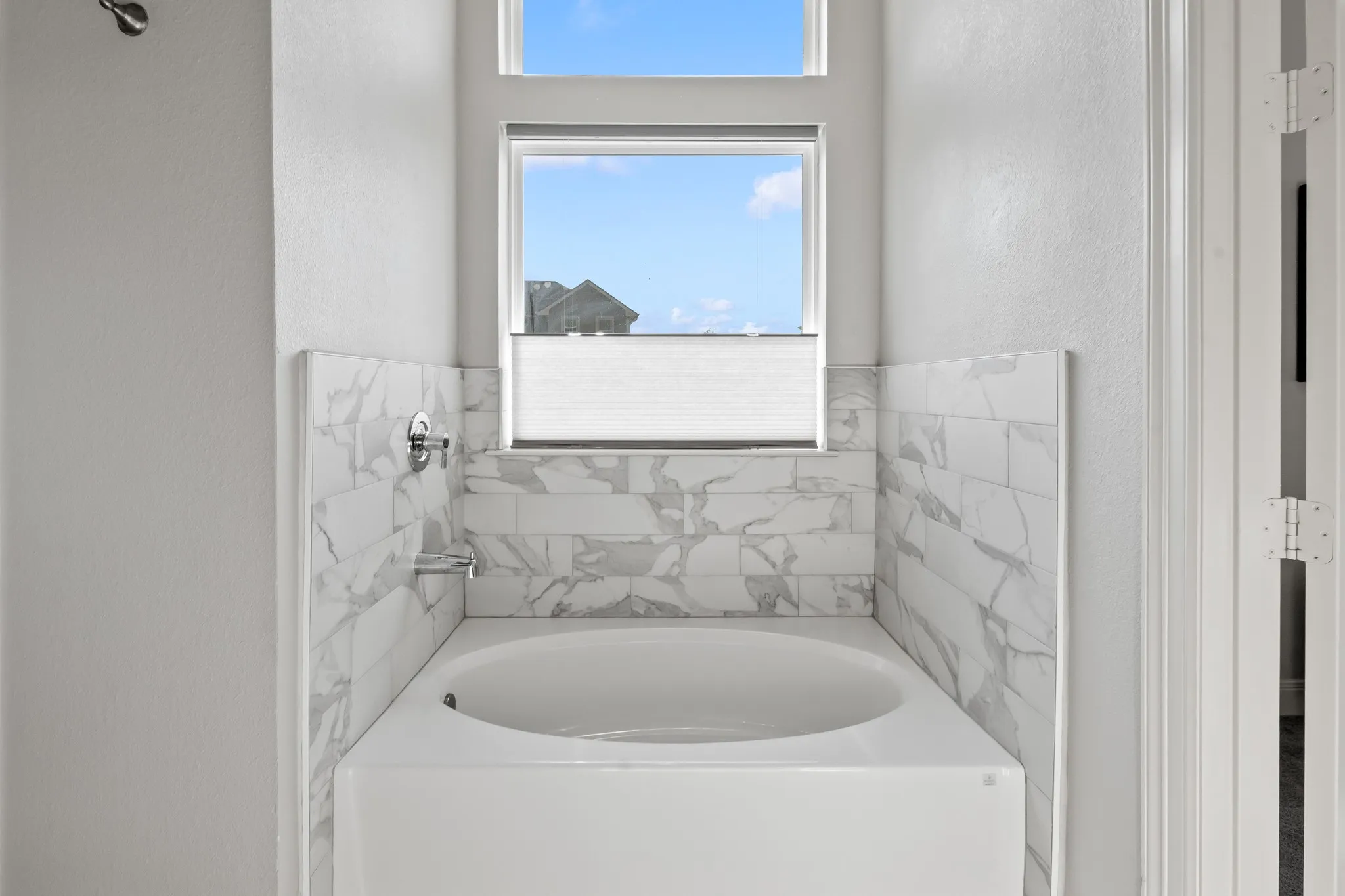 Primary garden tub