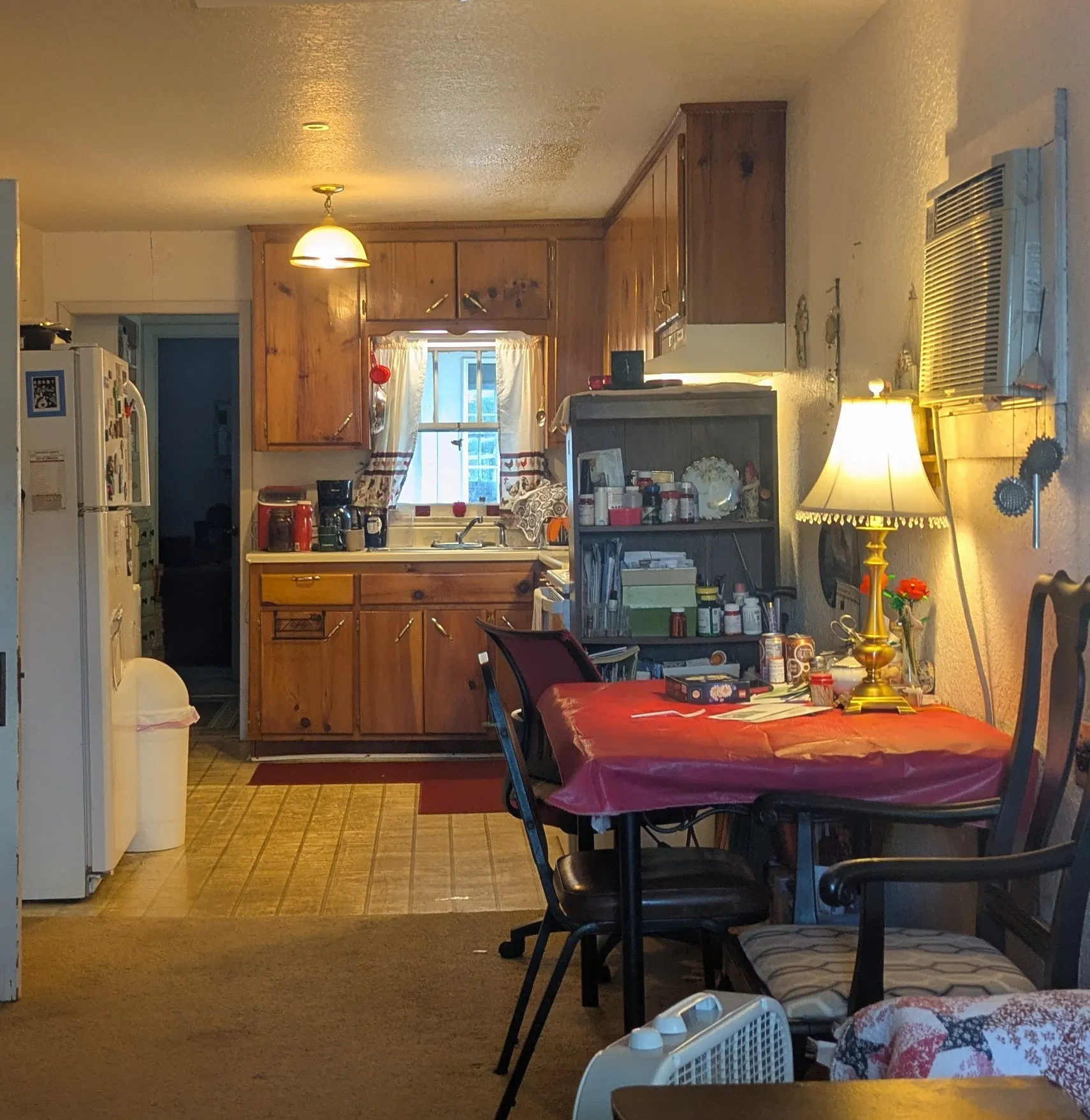 Single Family Residence For Sale in Comanche County , 102 E Oak Avenue, Comanche, Texas 76442, 2 Bedroom, 2 Bathroom, Garage spaces, 1,078 Sqft, built in 1930, mls#21320854, Real Estate Agent in Comanche, Homes For Sale in Comanche county, Homes For Sale in Comanche, Realtor in Comanche Texas, Real Estate Brokerage Independent Realty Texas, Luminita Cordes Realtor