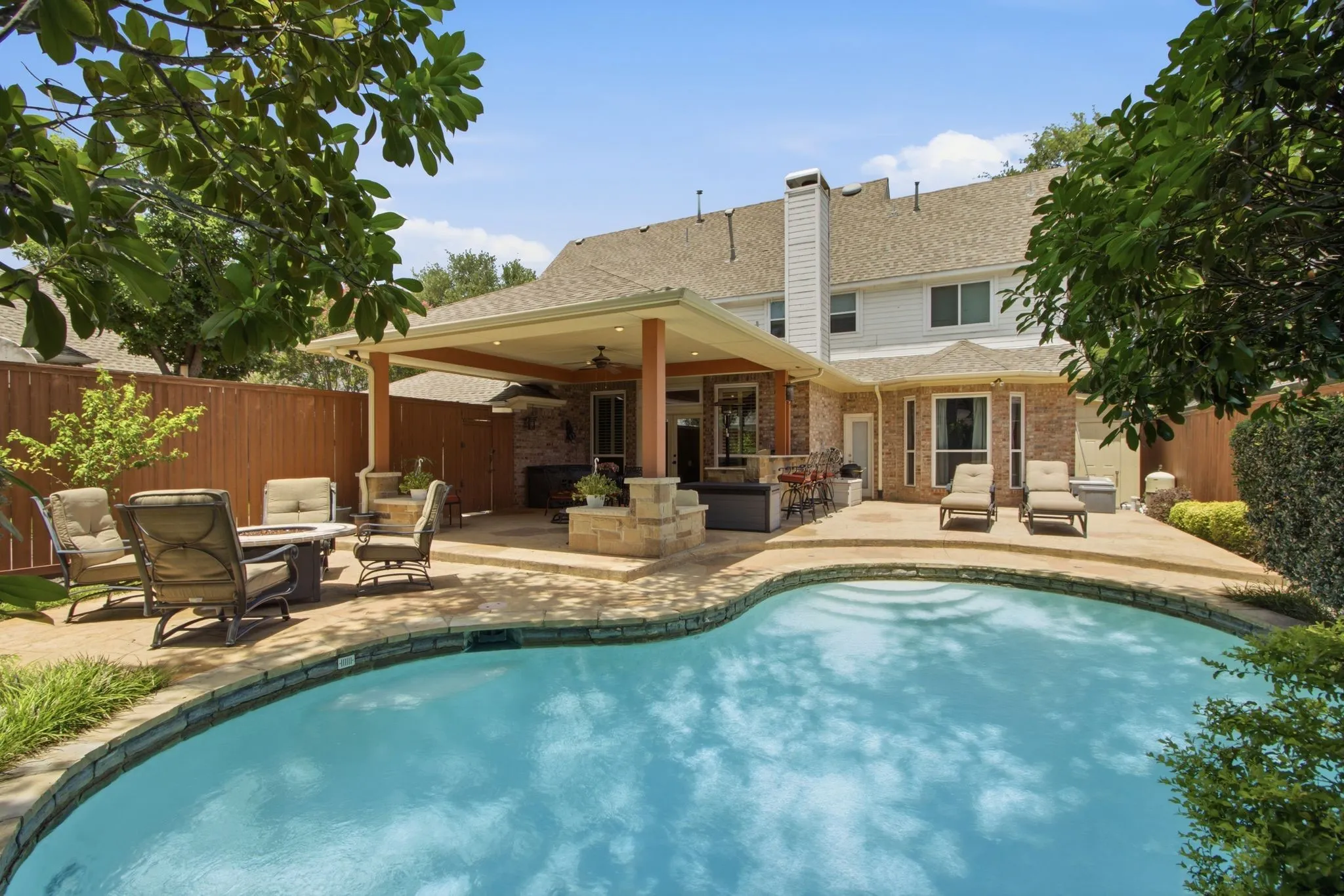 Single Family Residence For Sale in Collin County , 4616 Brook Meadow Lane, Plano, Texas 75093, 5 Bedroom, 4 Bathroom, 2 Garage spaces, 3,408 Sqft, built in 1991, mls#21315911, Real Estate Agent in Plano, Homes For Sale in Collin county, Homes For Sale in Plano, Realtor in Plano Texas, Real Estate Brokerage Independent Realty Texas, Luminita Cordes Realtor