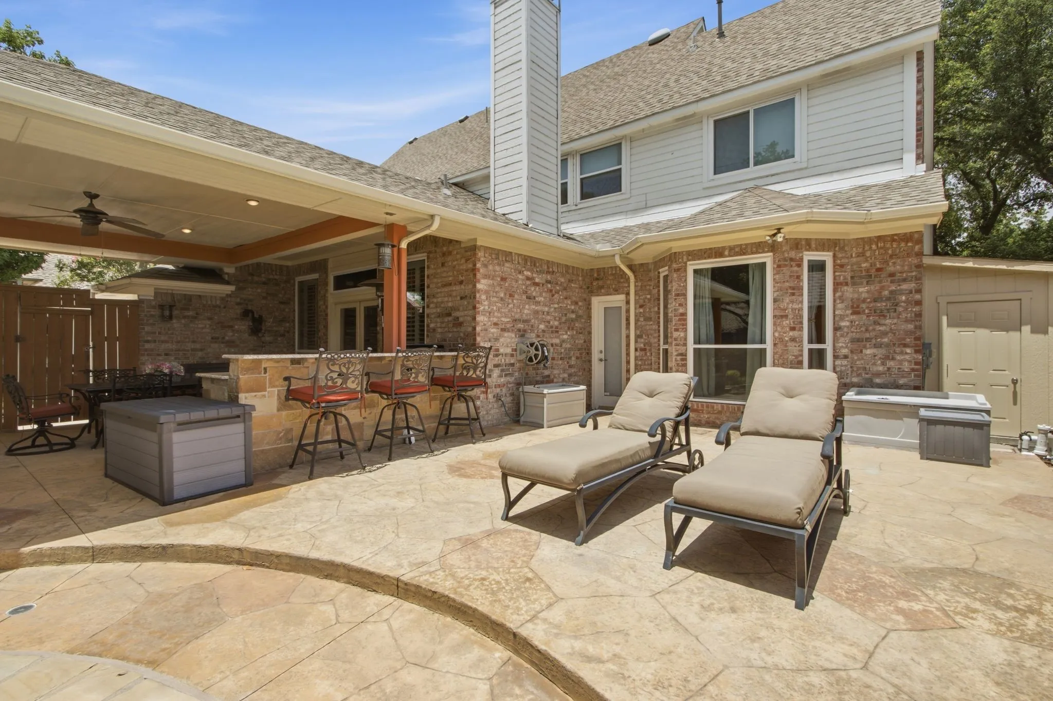 Single Family Residence For Sale in Collin County , 4616 Brook Meadow Lane, Plano, Texas 75093, 5 Bedroom, 4 Bathroom, 2 Garage spaces, 3,408 Sqft, built in 1991, mls#21315911, Real Estate Agent in Plano, Homes For Sale in Collin county, Homes For Sale in Plano, Realtor in Plano Texas, Real Estate Brokerage Independent Realty Texas, Luminita Cordes Realtor