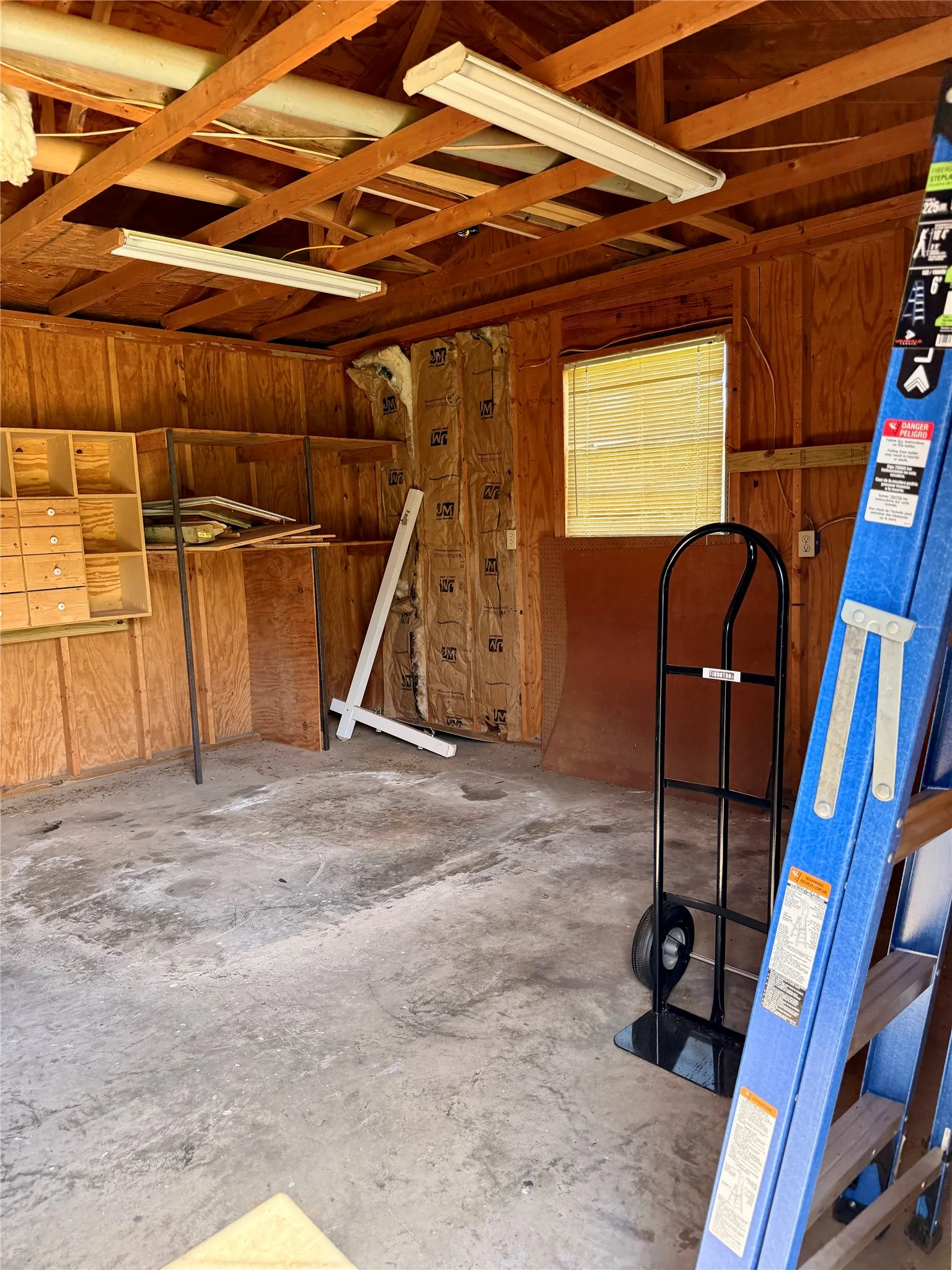 Storage Room with electricity