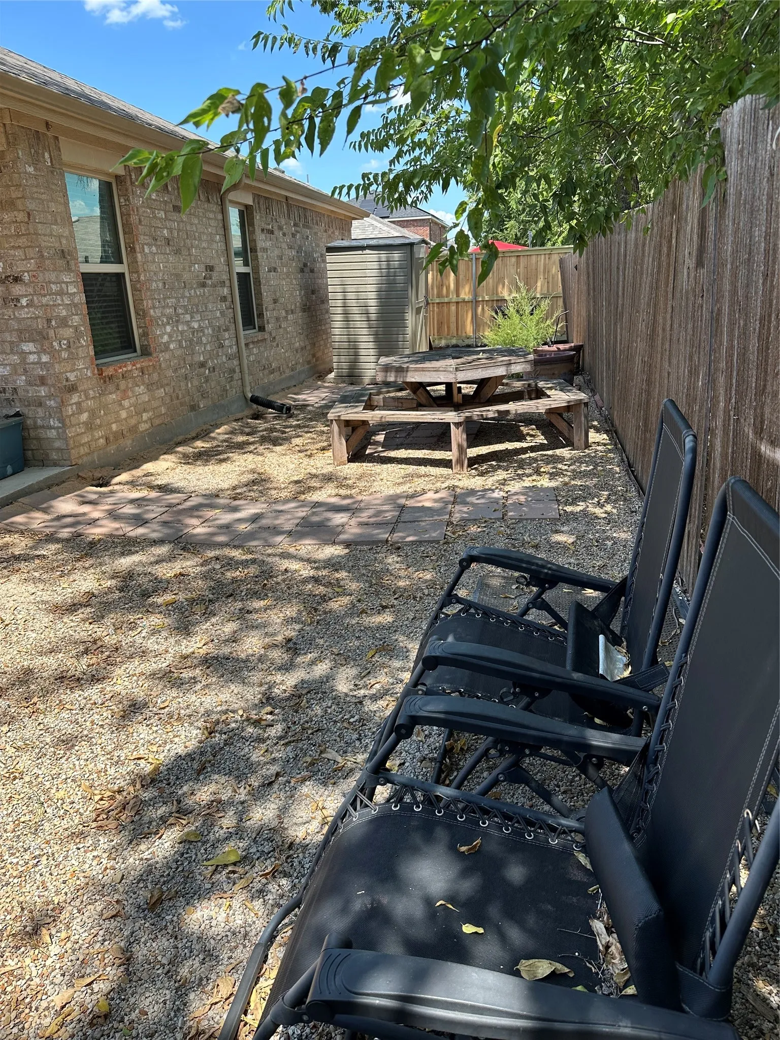 Single Family Residence For Sale in Dallas County , 2520 Old Farm Drive, Seagoville, Texas 75159, 4 Bedroom, 2 Bathroom, 2 Garage spaces, 1,826 Sqft, built in 2015, mls#21321251, Real Estate Agent in Seagoville, Homes For Sale in Dallas county, Homes For Sale in Seagoville, Realtor in Seagoville Texas, Real Estate Brokerage Independent Realty Texas, Luminita Cordes Realtor