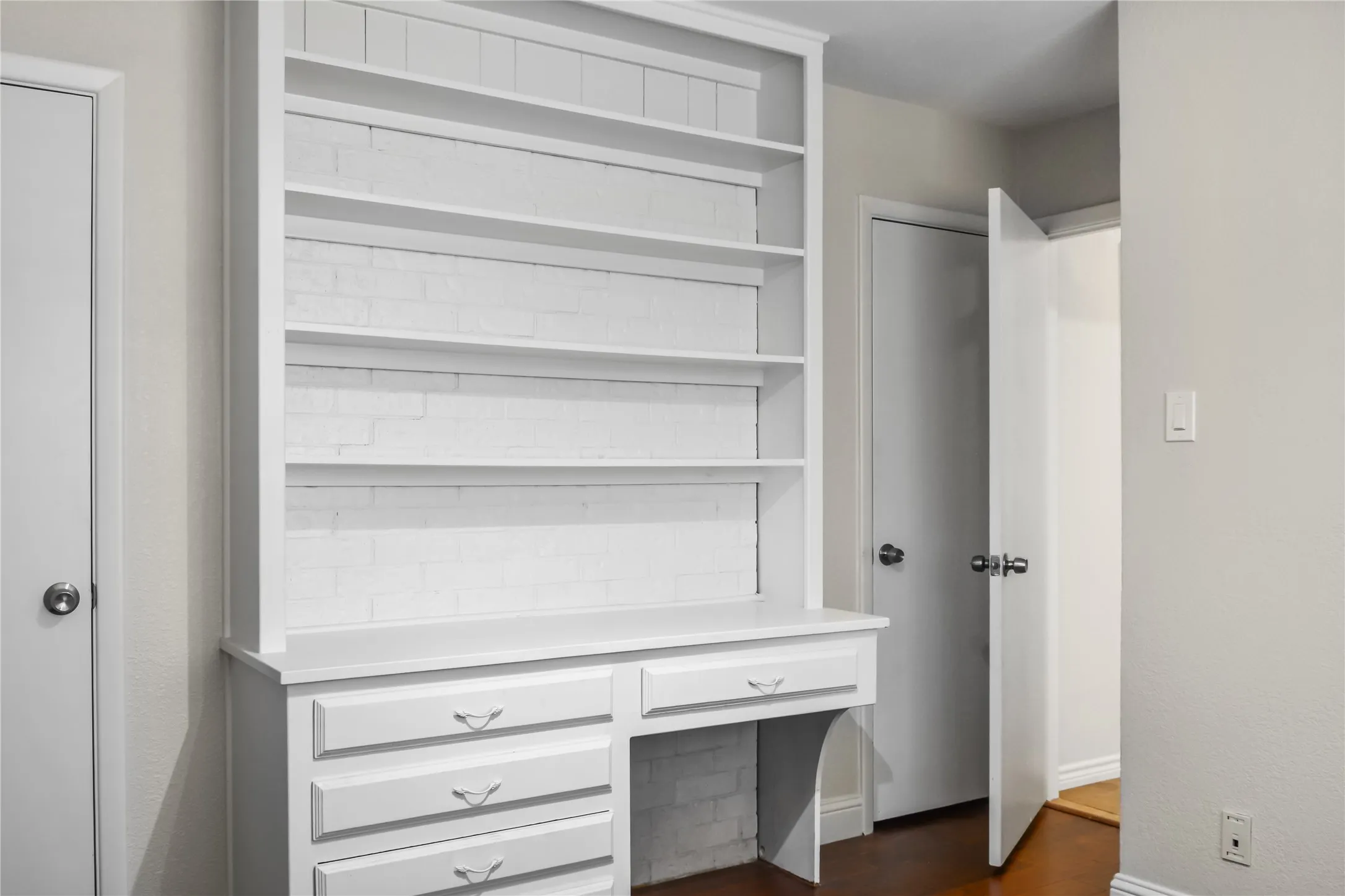 Bedroom 3 has built-in desk
