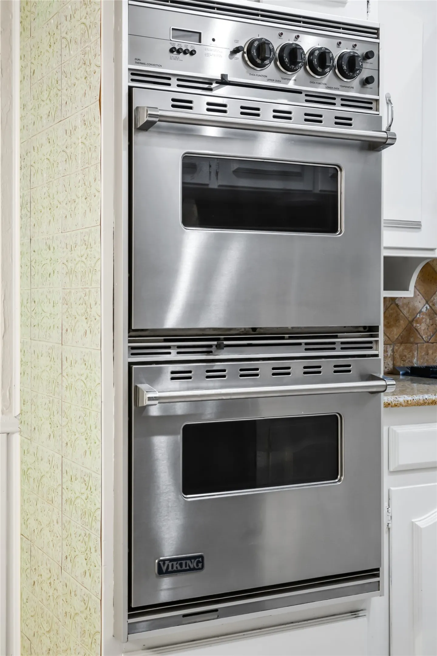 Viking double ovens