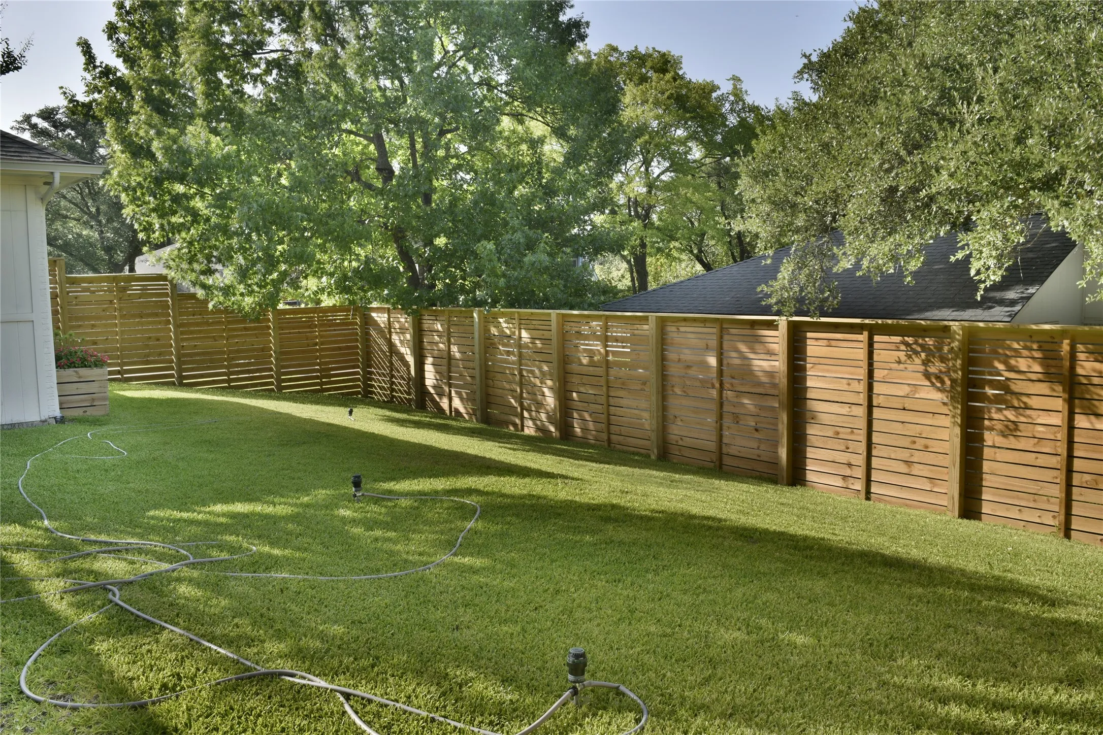 Single Family Residence For Sale in Dallas County , 9563 Windy Knoll Drive, Dallas, Texas 75243, 4 Bedroom, 4 Bathroom, 2 Garage spaces, 3,445 Sqft, built in 1976, mls#21321116, Real Estate Agent in Dallas, Homes For Sale in Dallas county, Homes For Sale in Dallas, Realtor in Dallas Texas, Real Estate Brokerage Independent Realty Texas, Luminita Cordes Realtor