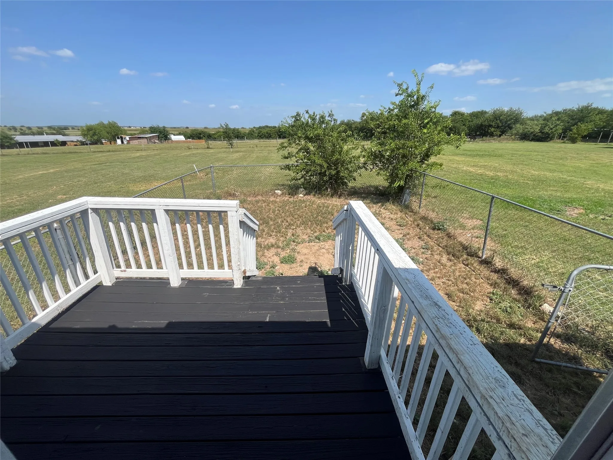 Mobile Home For Rent in Johnson County , 9204 Oklahoma Street, Joshua, Texas 76058, 3 Bedroom, 2 Bathroom, 2 Garage spaces, 1,232 Sqft, built in 2000, mls#21321253, Real Estate Agent in Joshua, Homes For Rent in Johnson county, Homes For Rent in Joshua, Realtor in Joshua Texas, Real Estate Brokerage Independent Realty Texas, Luminita Cordes Realtor