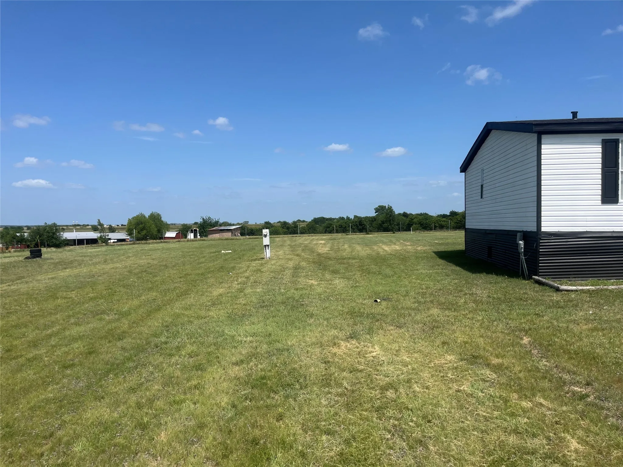 Mobile Home For Rent in Johnson County , 9204 Oklahoma Street, Joshua, Texas 76058, 3 Bedroom, 2 Bathroom, 2 Garage spaces, 1,232 Sqft, built in 2000, mls#21321253, Real Estate Agent in Joshua, Homes For Rent in Johnson county, Homes For Rent in Joshua, Realtor in Joshua Texas, Real Estate Brokerage Independent Realty Texas, Luminita Cordes Realtor