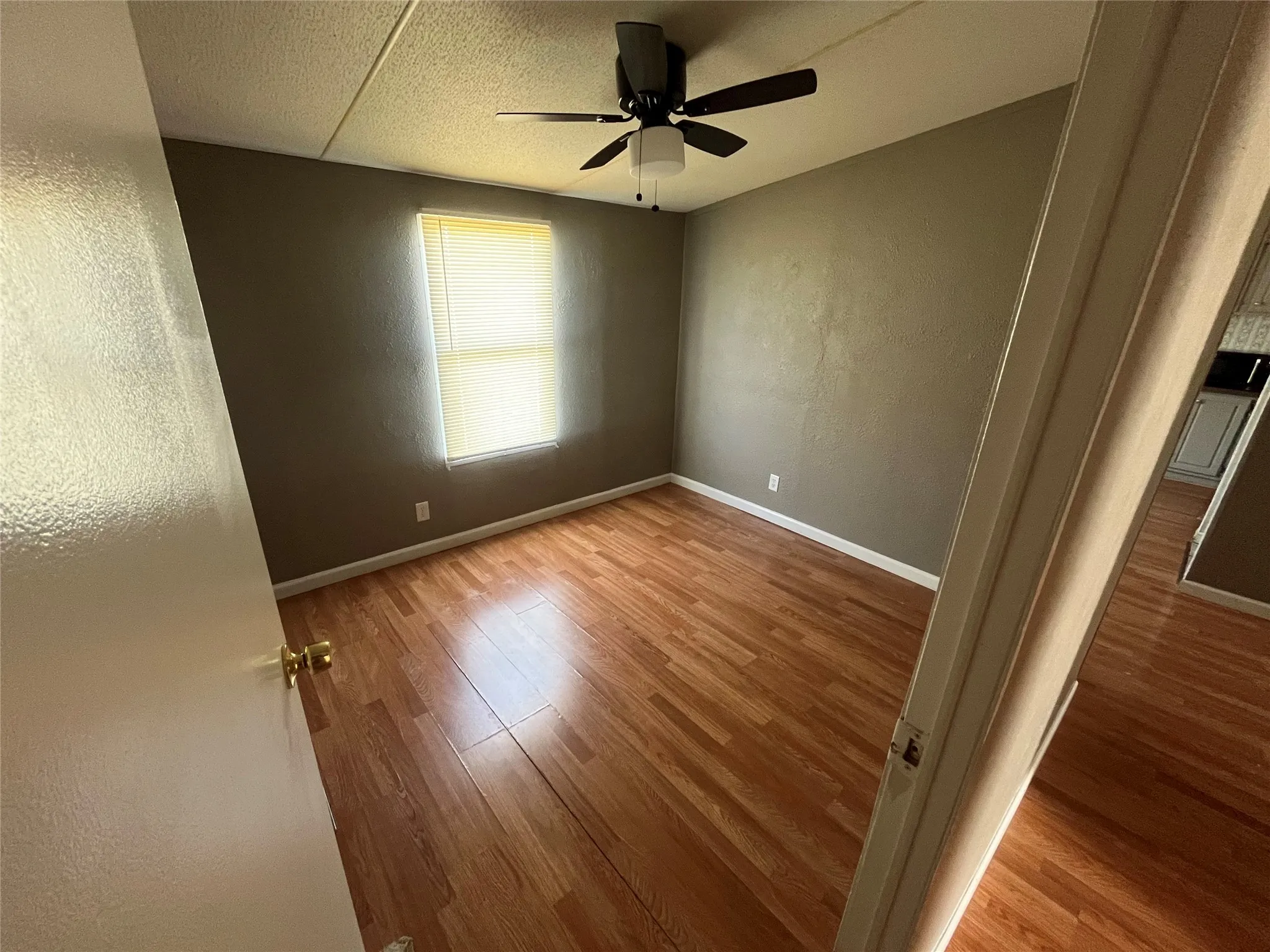 Mobile Home For Rent in Johnson County , 9204 Oklahoma Street, Joshua, Texas 76058, 3 Bedroom, 2 Bathroom, 2 Garage spaces, 1,232 Sqft, built in 2000, mls#21321253, Real Estate Agent in Joshua, Homes For Rent in Johnson county, Homes For Rent in Joshua, Realtor in Joshua Texas, Real Estate Brokerage Independent Realty Texas, Luminita Cordes Realtor
