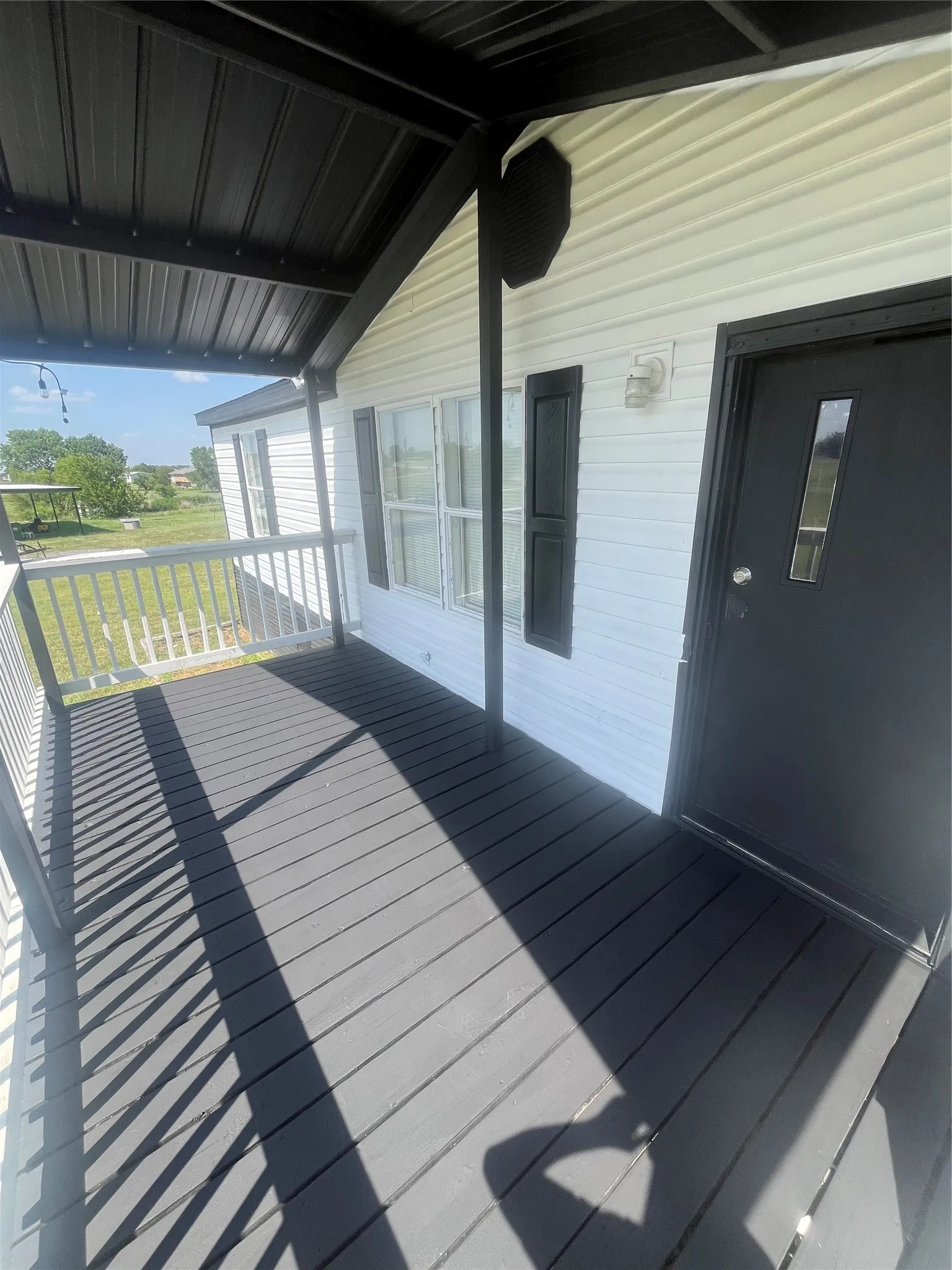 Mobile Home For Rent in Johnson County , 9204 Oklahoma Street, Joshua, Texas 76058, 3 Bedroom, 2 Bathroom, 2 Garage spaces, 1,232 Sqft, built in 2000, mls#21321253, Real Estate Agent in Joshua, Homes For Rent in Johnson county, Homes For Rent in Joshua, Realtor in Joshua Texas, Real Estate Brokerage Independent Realty Texas, Luminita Cordes Realtor