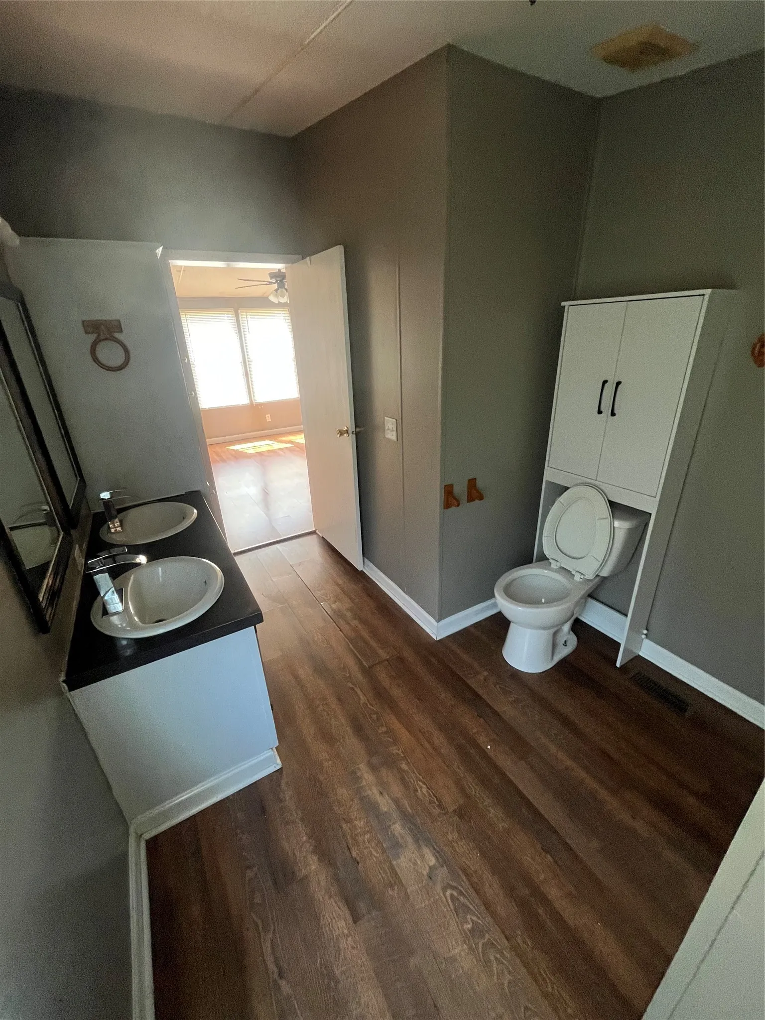 Mobile Home For Rent in Johnson County , 9204 Oklahoma Street, Joshua, Texas 76058, 3 Bedroom, 2 Bathroom, 2 Garage spaces, 1,232 Sqft, built in 2000, mls#21321253, Real Estate Agent in Joshua, Homes For Rent in Johnson county, Homes For Rent in Joshua, Realtor in Joshua Texas, Real Estate Brokerage Independent Realty Texas, Luminita Cordes Realtor