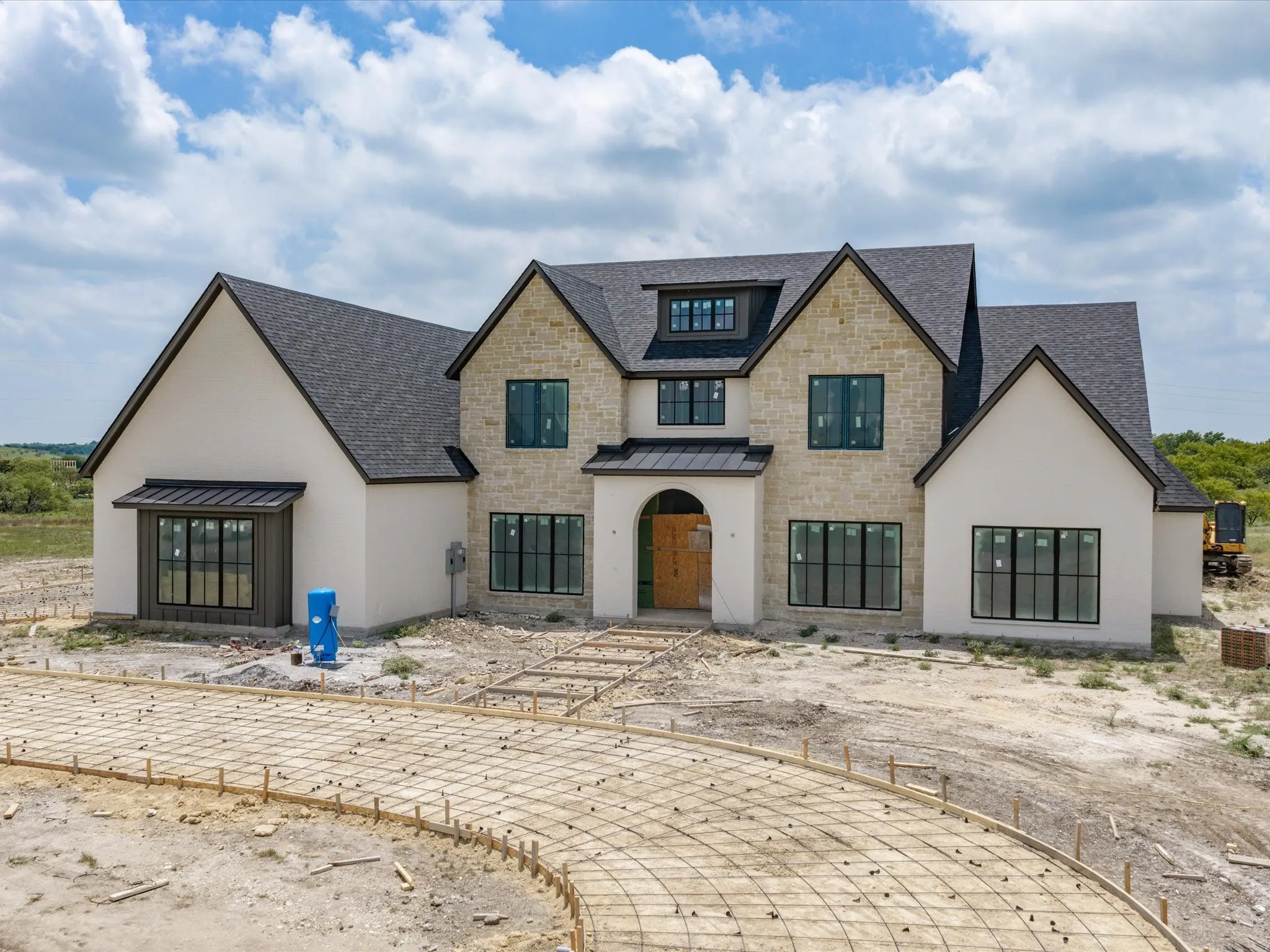 Single Family Residence For Sale in Parker County , 905 San Jacinto, Aledo, Texas 76008, 5 Bedroom, 5 Bathroom, 4 Garage spaces, 5,836 Sqft, built in 2026, mls#21305366, Real Estate Agent in Aledo, Homes For Sale in Parker county, Homes For Sale in Aledo, Realtor in Aledo Texas, Real Estate Brokerage Independent Realty Texas, Luminita Cordes Realtor