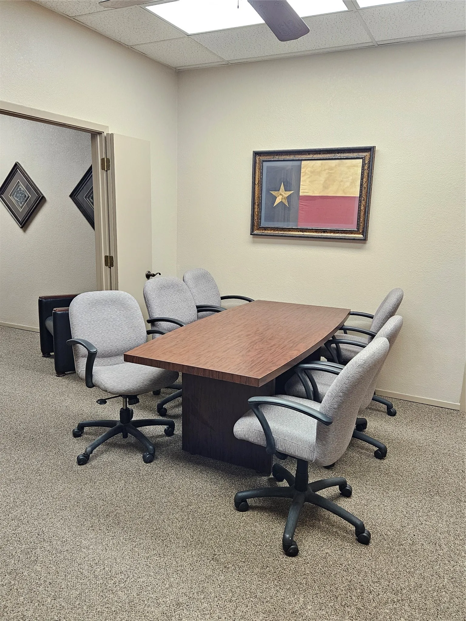 Office For Sale in Tarrant County , 2315 Roosevelt Drive, Dalworthington Gardens, Texas 76016, 0, 0, Garage spaces, 0 Sqft, built in 1983, mls#21321259, Real Estate Agent in Dalworthington Gardens, Homes For Sale in Tarrant county, Homes For Sale in Dalworthington Gardens, Realtor in Dalworthington Gardens Texas, Real Estate Brokerage Independent Realty Texas, Luminita Cordes Realtor