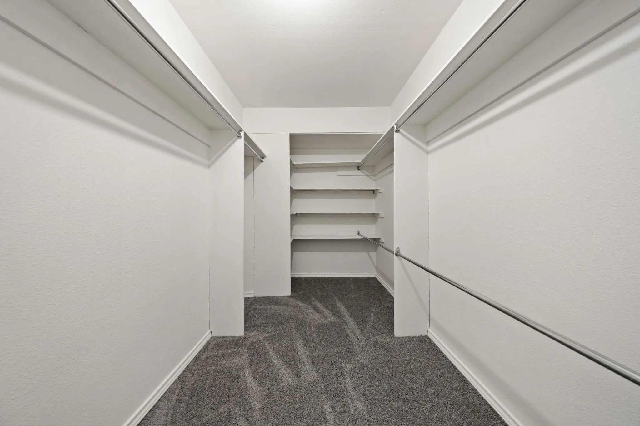 Condominium For Sale in Dallas County , 15927 Preston Road 1005, Dallas, Texas 75248, 2 Bedroom, 3 Bathroom, Garage spaces, 1,509 Sqft, built in 1968, mls#21321256, Real Estate Agent in Dallas, Homes For Sale in Dallas county, Homes For Sale in Dallas, Realtor in Dallas Texas, Real Estate Brokerage Independent Realty Texas, Luminita Cordes Realtor
