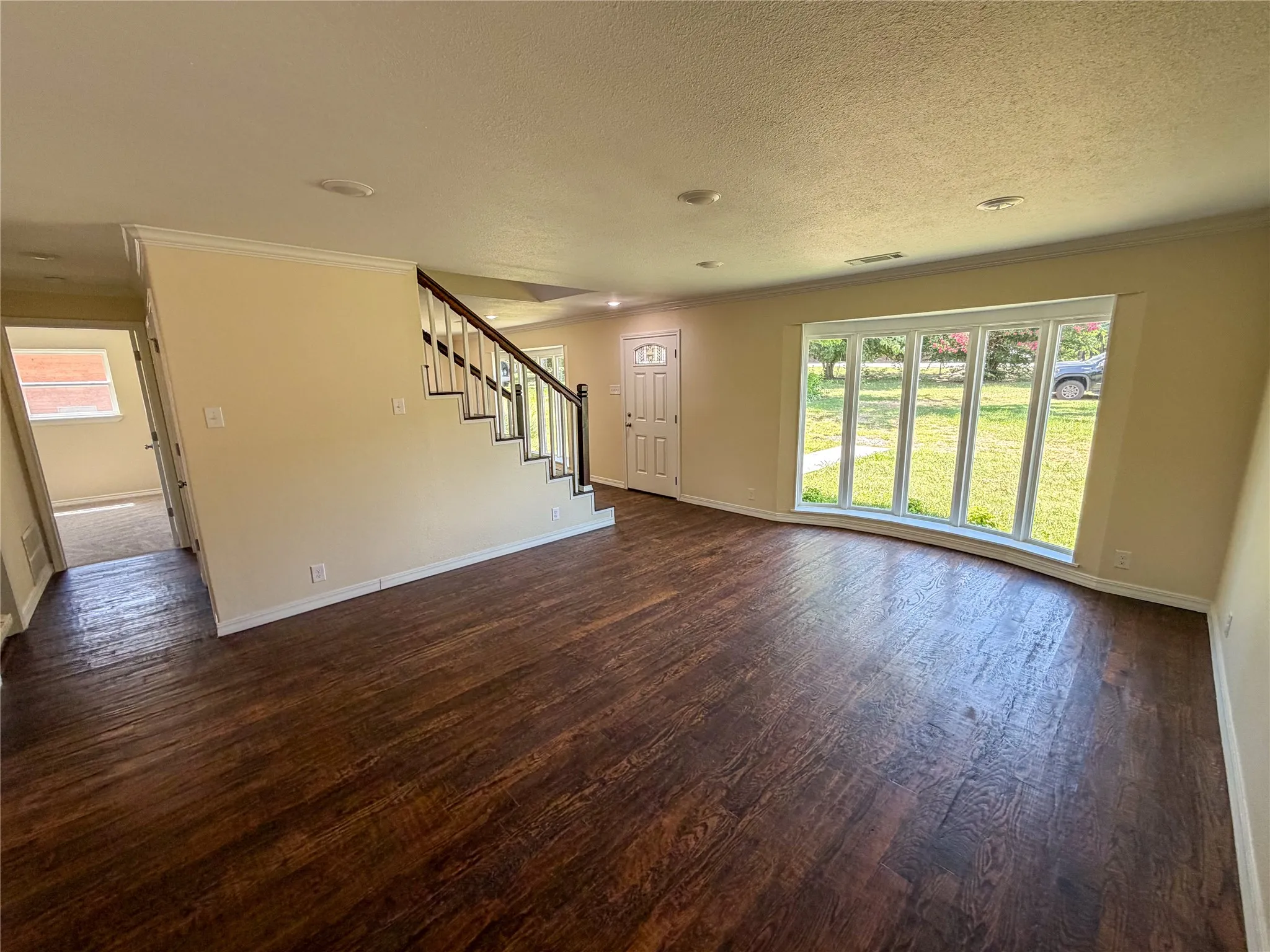 Single Family Residence For Rent in Grayson County , 3704 W Houston Street, Sherman, Texas 75092, 3 Bedroom, 2 Bathroom, 2 Garage spaces, 1,548 Sqft, built in 1964, mls#21321268, Real Estate Agent in Sherman, Homes For Rent in Grayson county, Homes For Rent in Sherman, Realtor in Sherman Texas, Real Estate Brokerage Independent Realty Texas, Luminita Cordes Realtor