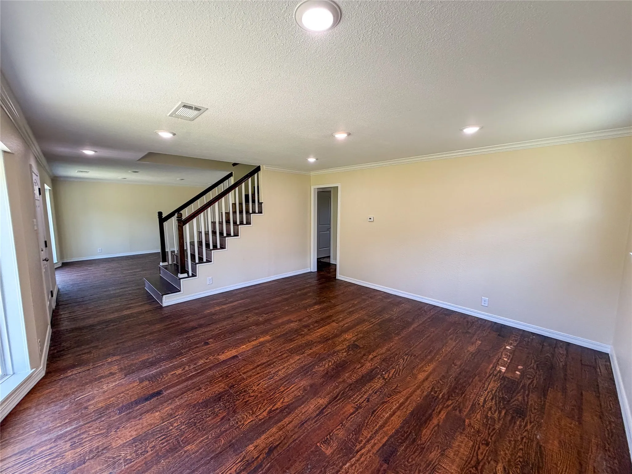 Single Family Residence For Rent in Grayson County , 3704 W Houston Street, Sherman, Texas 75092, 3 Bedroom, 2 Bathroom, 2 Garage spaces, 1,548 Sqft, built in 1964, mls#21321268, Real Estate Agent in Sherman, Homes For Rent in Grayson county, Homes For Rent in Sherman, Realtor in Sherman Texas, Real Estate Brokerage Independent Realty Texas, Luminita Cordes Realtor