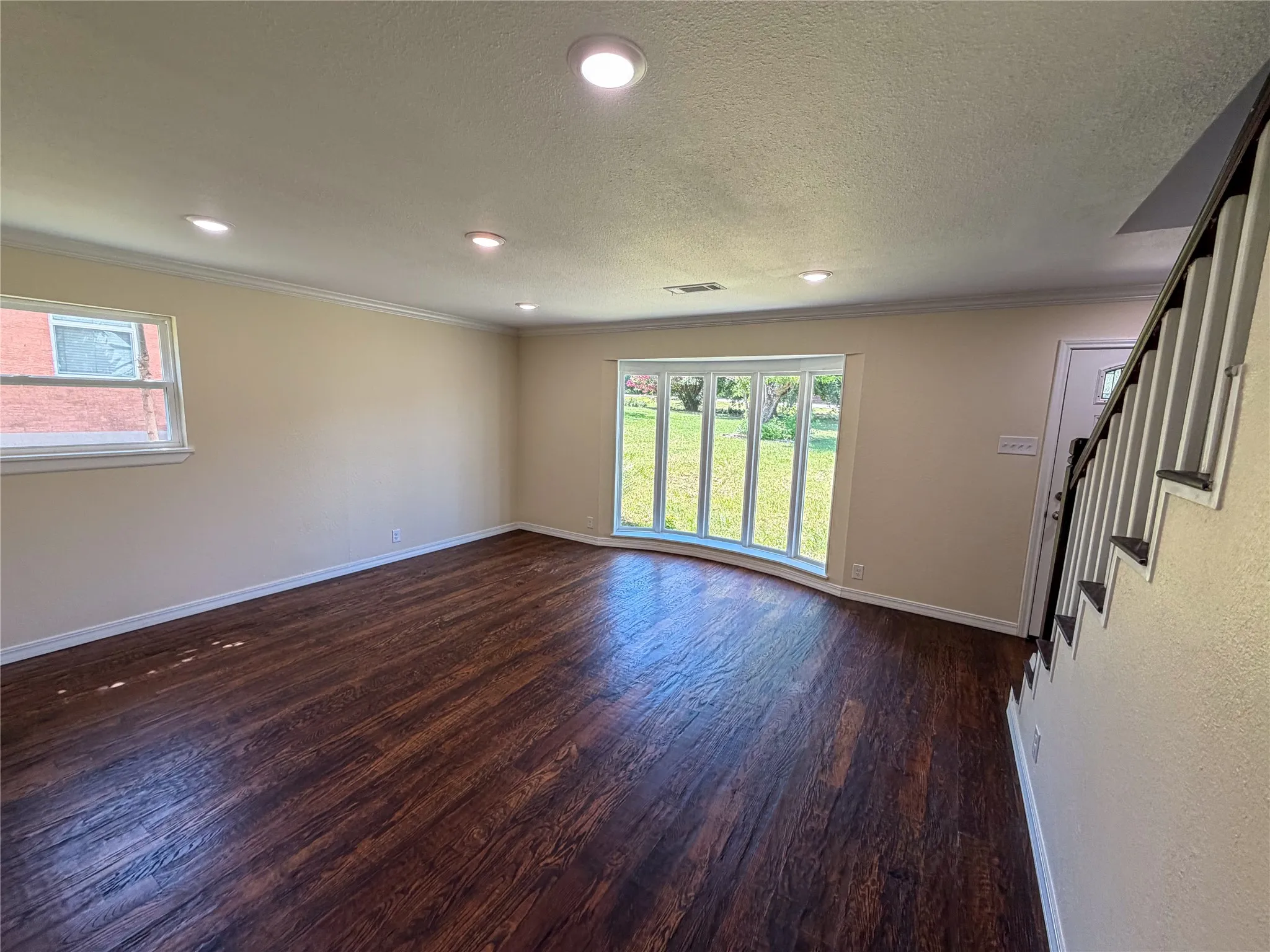 Single Family Residence For Rent in Grayson County , 3704 W Houston Street, Sherman, Texas 75092, 3 Bedroom, 2 Bathroom, 2 Garage spaces, 1,548 Sqft, built in 1964, mls#21321268, Real Estate Agent in Sherman, Homes For Rent in Grayson county, Homes For Rent in Sherman, Realtor in Sherman Texas, Real Estate Brokerage Independent Realty Texas, Luminita Cordes Realtor