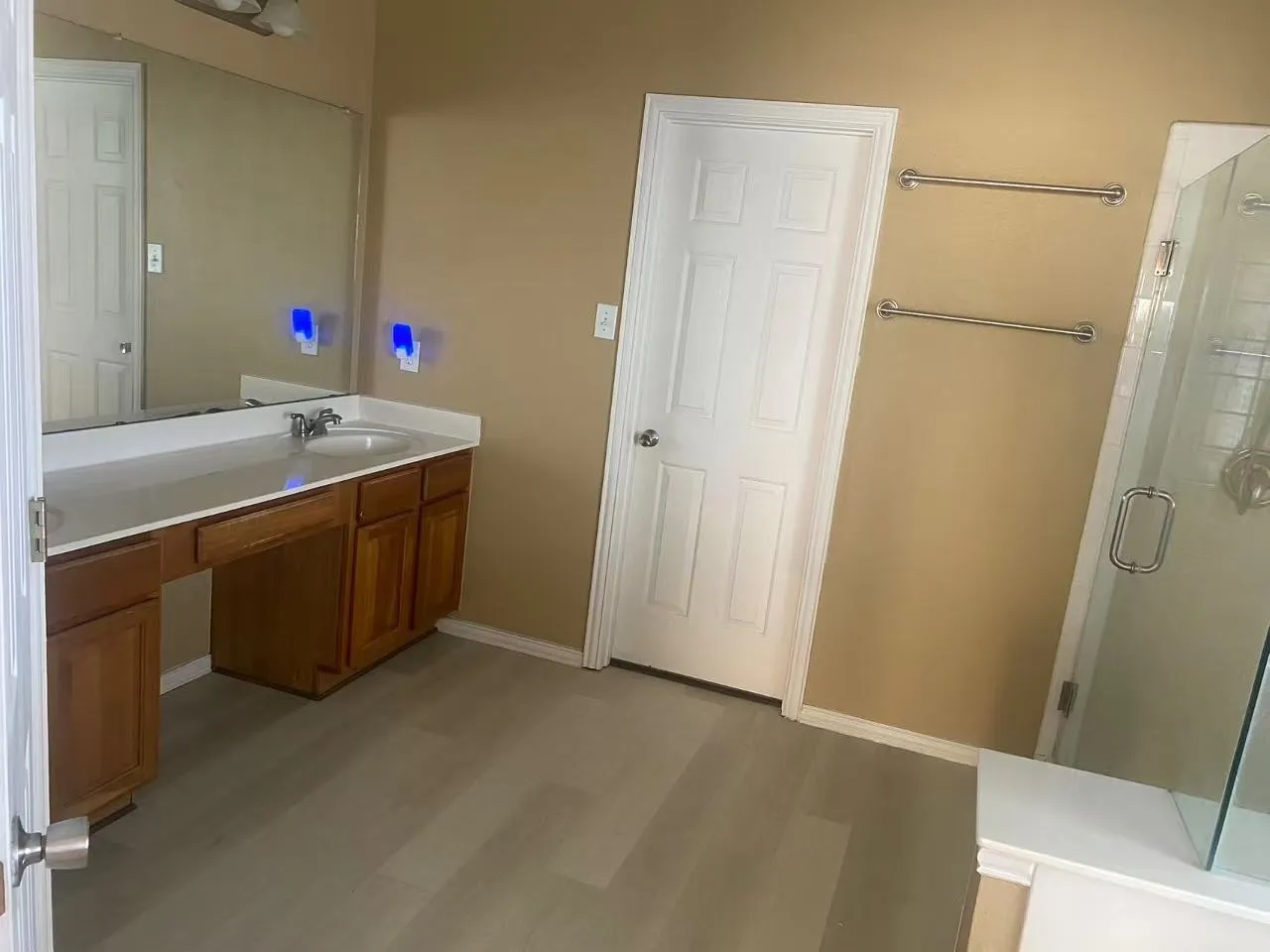 Single Family Residence For Sale in Collin County , 6579 Longhorn Trail, Frisco, Texas 75034, 4 Bedroom, 3 Bathroom, 2 Garage spaces, 3,139 Sqft, built in 1999, mls#21320928, Real Estate Agent in Frisco, Homes For Sale in Collin county, Homes For Sale in Frisco, Realtor in Frisco Texas, Real Estate Brokerage Independent Realty Texas, Luminita Cordes Realtor