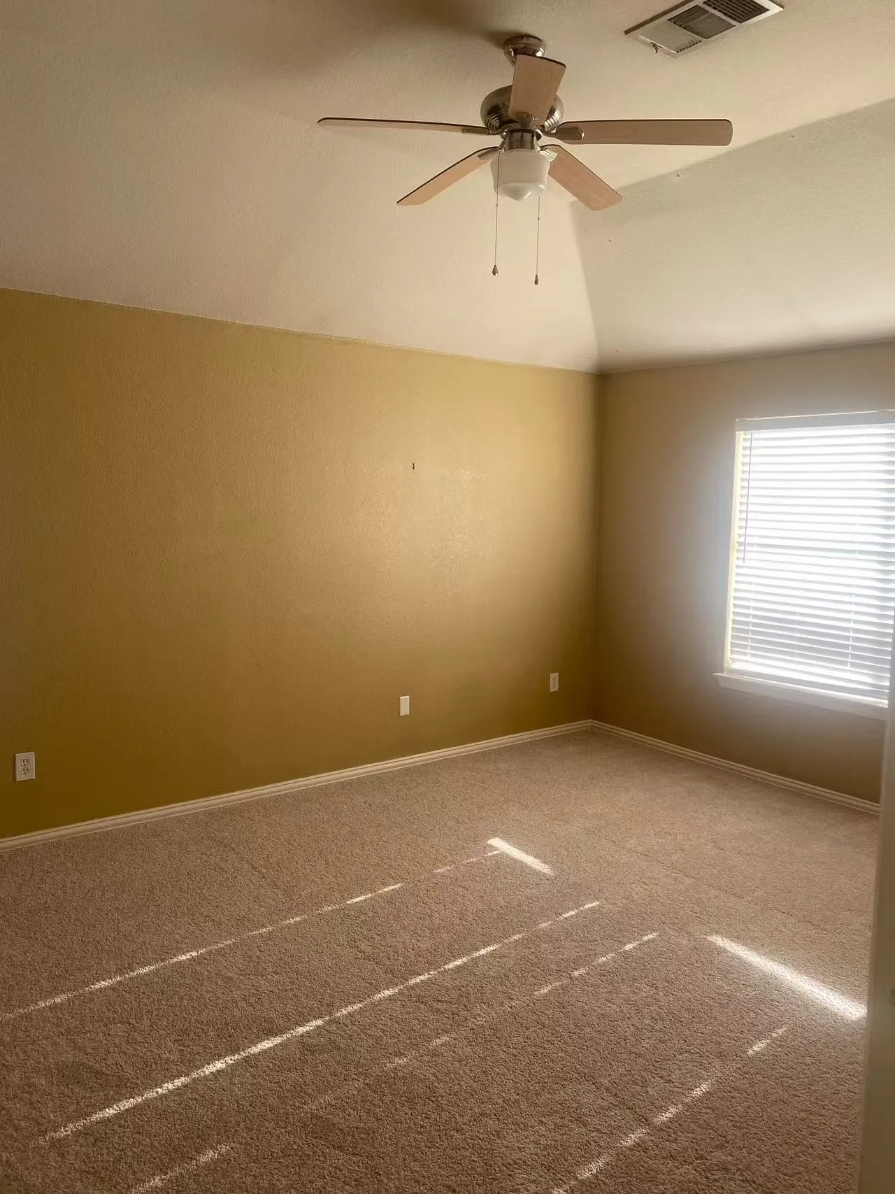 Single Family Residence For Sale in Collin County , 6579 Longhorn Trail, Frisco, Texas 75034, 4 Bedroom, 3 Bathroom, 2 Garage spaces, 3,139 Sqft, built in 1999, mls#21320928, Real Estate Agent in Frisco, Homes For Sale in Collin county, Homes For Sale in Frisco, Realtor in Frisco Texas, Real Estate Brokerage Independent Realty Texas, Luminita Cordes Realtor
