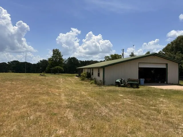 Farm For Sale in Henderson County , 5767 Fm 2339, Murchison, Texas 75778, 3 Bedrooms, 1 Bathroom, 2 Garage spaces, 1,800 Sqft, built in 0, Price $1,600,000, mls#21321219, Real Estate Agent in Murchison, Homes For Sale in Henderson county, Homes For Sale in Murchison, Realtor in Murchison Texas, Real Estate Brokerage Independent Realty Texas, Luminita Cordes Realtor