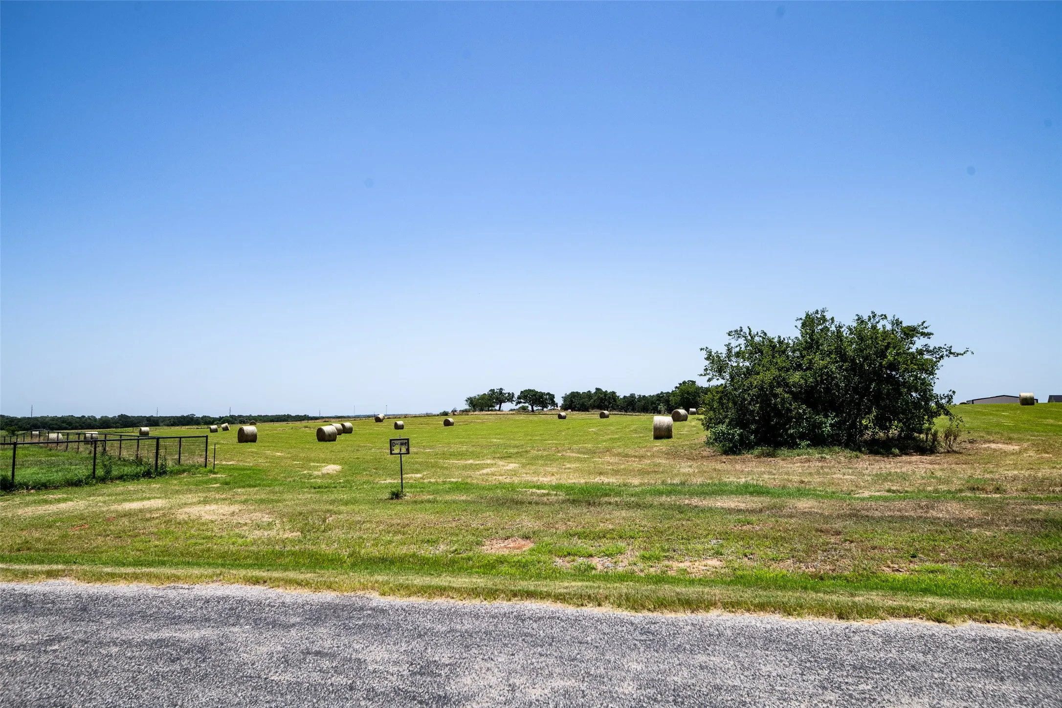 Unimproved Land For Sale in Parker County , TBD Monarch Court, Poolville, Texas 76487, 0, 0, Garage spaces, 0 Sqft, built in 0, mls#21320705, Real Estate Agent in Poolville, Homes For Sale in Parker county, Homes For Sale in Poolville, Realtor in Poolville Texas, Real Estate Brokerage Independent Realty Texas, Luminita Cordes Realtor