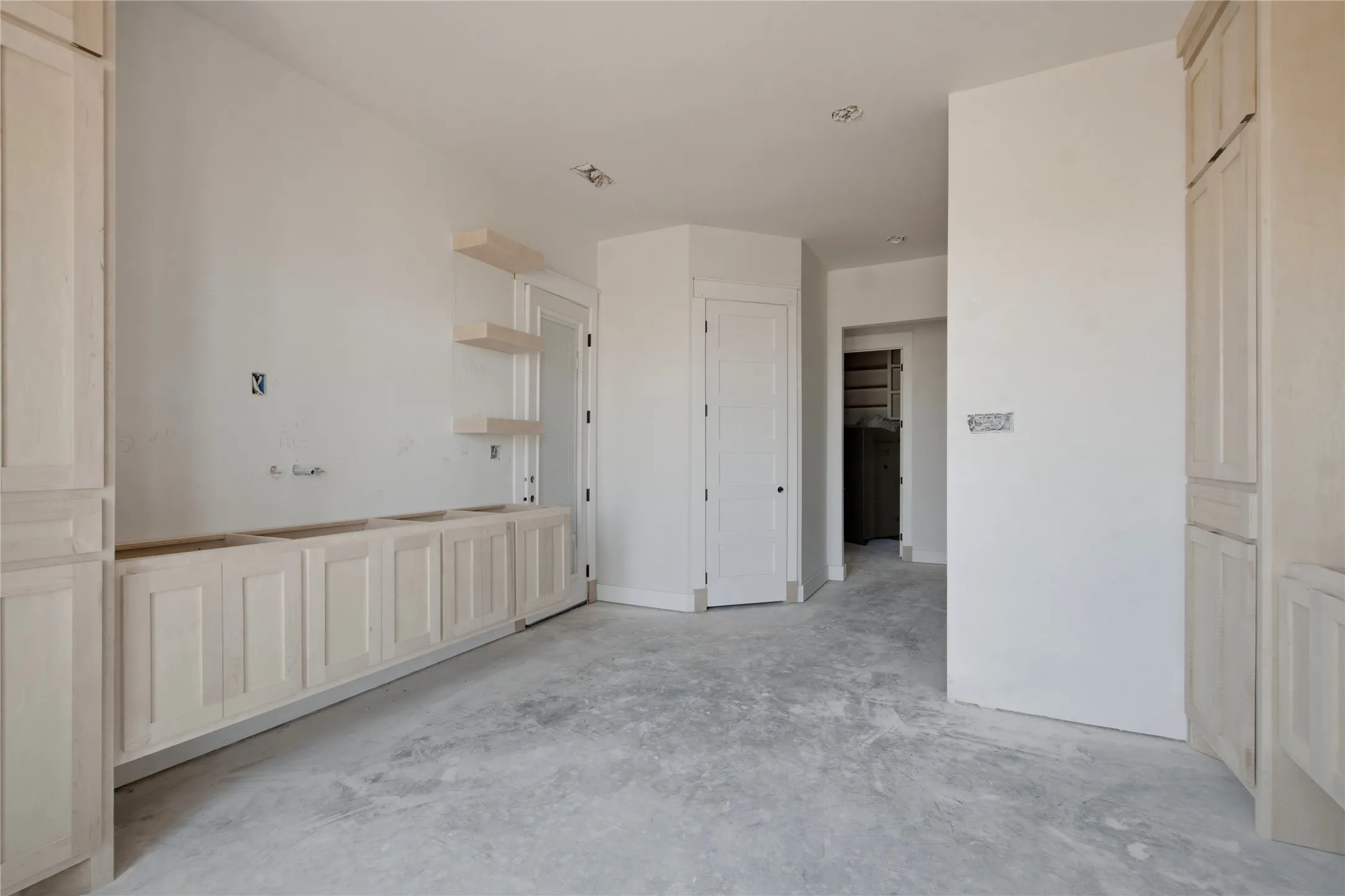 Single Family Residence For Sale in Midland County , 4911 North County Road 1151, Midland, Texas 79705, 5 Bedroom, 6 Bathroom, 3 Garage spaces, 5,476 Sqft, built in 2026, mls#21321306, Real Estate Agent in Midland, Homes For Sale in Midland county, Homes For Sale in Midland, Realtor in Midland Texas, Real Estate Brokerage Independent Realty Texas, Luminita Cordes Realtor