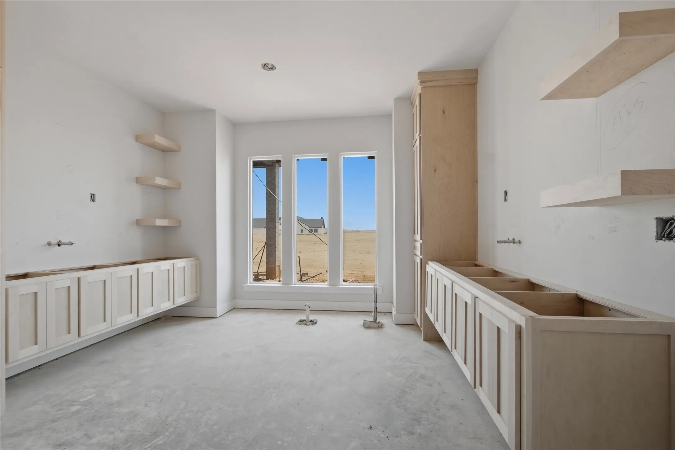 Single Family Residence For Sale in Midland County , 4911 North County Road 1151, Midland, Texas 79705, 5 Bedroom, 6 Bathroom, 3 Garage spaces, 5,476 Sqft, built in 2026, mls#21321306, Real Estate Agent in Midland, Homes For Sale in Midland county, Homes For Sale in Midland, Realtor in Midland Texas, Real Estate Brokerage Independent Realty Texas, Luminita Cordes Realtor