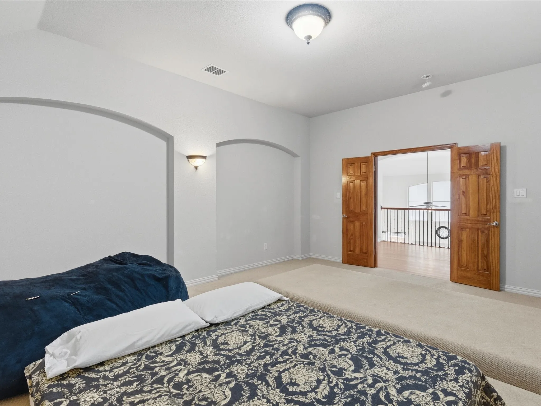 Single Family Residence For Sale in Collin County , 12659 Waltham Drive, Frisco, Texas 75035, 5 Bedroom, 4 Bathroom, 3 Garage spaces, 4,411 Sqft, built in 2006, Price $740,000, mls#21318495, Real Estate Agent in Frisco, Homes For Sale in Collin county, Homes For Sale in Frisco, Realtor in Frisco Texas, Real Estate Brokerage Independent Realty Texas, Luminita Cordes Realtor