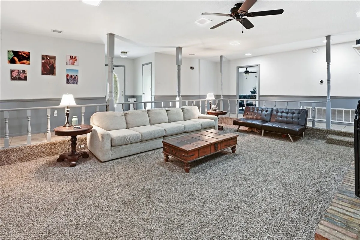 Single Family Residence For Sale in Van Zandt County , 130 Mulberry Street, Van, Texas 75790, 3 Bedroom, 3 Bathroom, 3 Garage spaces, 3,209 Sqft, built in 1979, Price $410,000, mls#21321329, Real Estate Agent in Van, Homes For Sale in Van Zandt county, Homes For Sale in Van, Realtor in Van Texas, Real Estate Brokerage Independent Realty Texas, Luminita Cordes Realtor