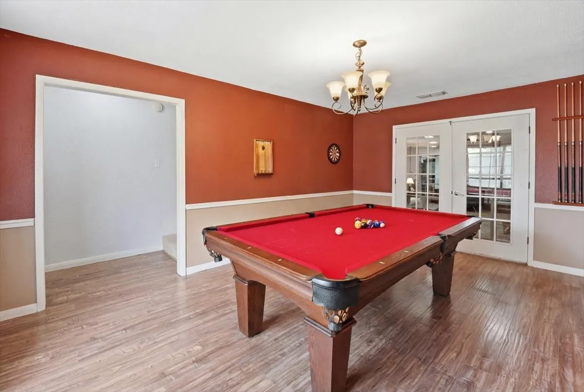 Single Family Residence For Sale in Van Zandt County , 130 Mulberry Street, Van, Texas 75790, 3 Bedroom, 3 Bathroom, 3 Garage spaces, 3,209 Sqft, built in 1979, Price $410,000, mls#21321329, Real Estate Agent in Van, Homes For Sale in Van Zandt county, Homes For Sale in Van, Realtor in Van Texas, Real Estate Brokerage Independent Realty Texas, Luminita Cordes Realtor