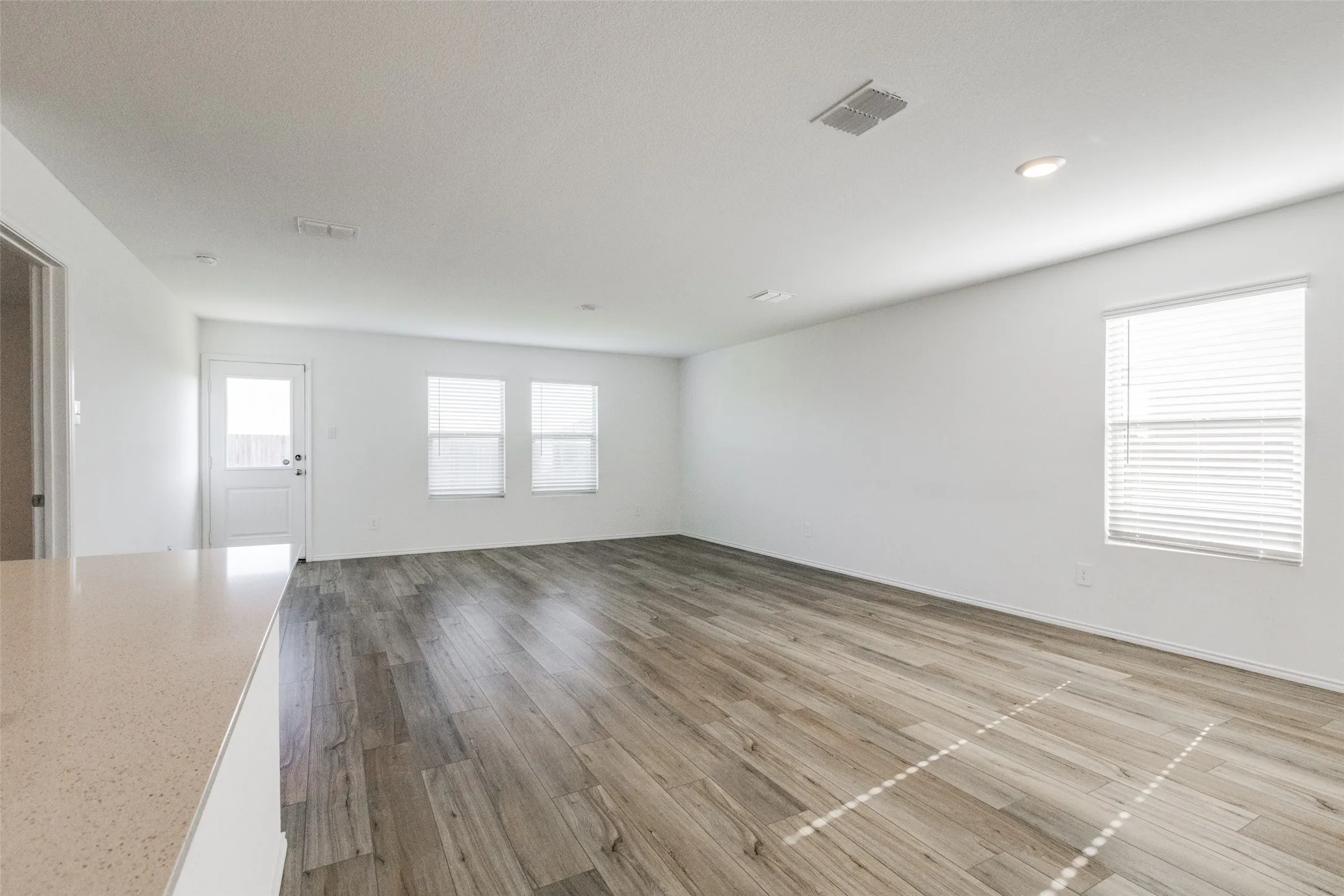 Single Family Residence For Rent in Denton County , 436 Frio Pass Trail, Fort Worth, Texas 76052, 4 Bedroom, 2 Bathroom, 2 Garage spaces, 1,681 Sqft, built in 2021, mls#21321336, Real Estate Agent in Fort Worth, Homes For Rent in Denton county, Homes For Rent in Fort Worth, Realtor in Fort Worth Texas, Real Estate Brokerage Independent Realty Texas, Luminita Cordes Realtor