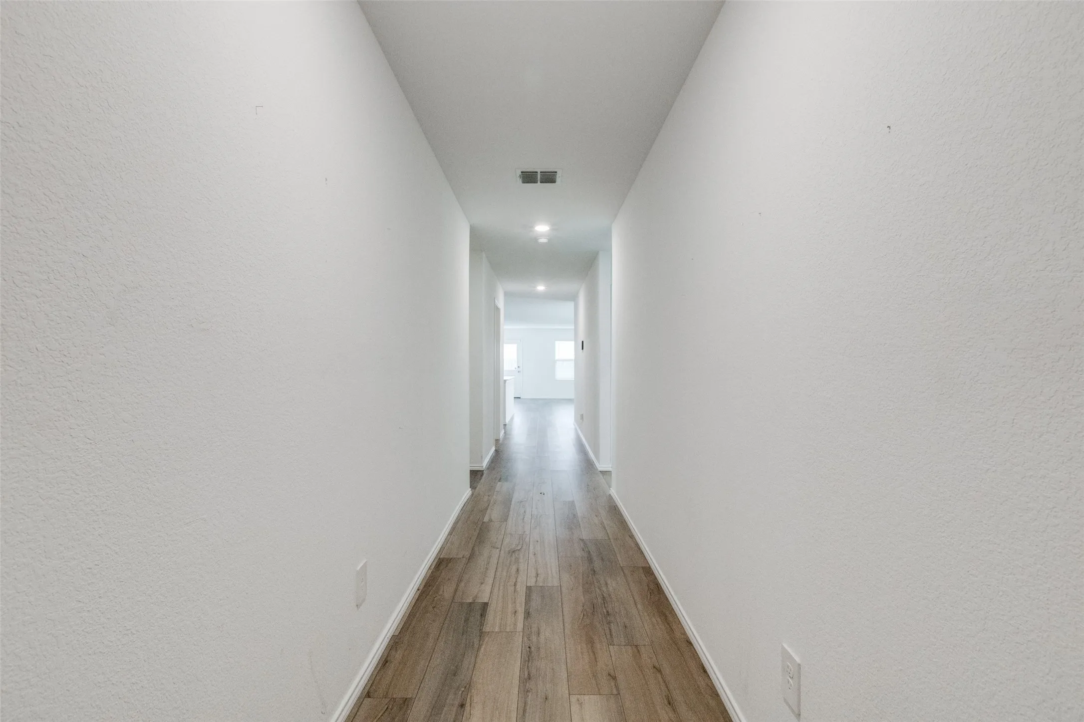 Single Family Residence For Rent in Denton County , 436 Frio Pass Trail, Fort Worth, Texas 76052, 4 Bedroom, 2 Bathroom, 2 Garage spaces, 1,681 Sqft, built in 2021, mls#21321336, Real Estate Agent in Fort Worth, Homes For Rent in Denton county, Homes For Rent in Fort Worth, Realtor in Fort Worth Texas, Real Estate Brokerage Independent Realty Texas, Luminita Cordes Realtor