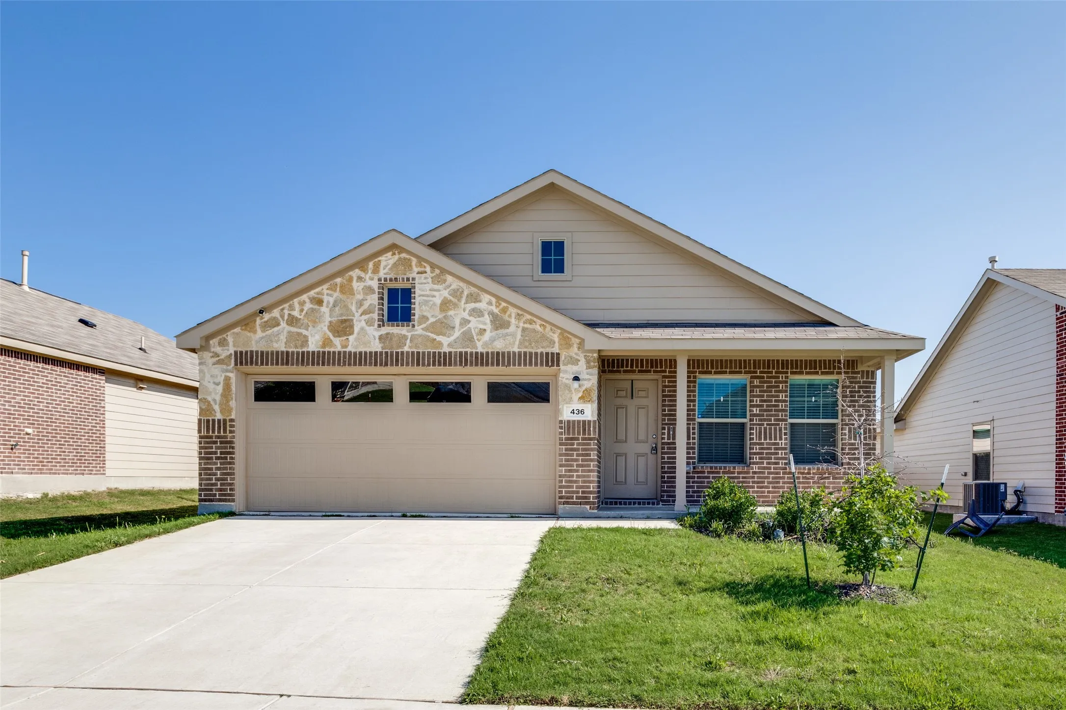 Single Family Residence For Rent in Denton County , 436 Frio Pass Trail, Fort Worth, Texas 76052, 4 Bedroom, 2 Bathroom, 2 Garage spaces, 1,681 Sqft, built in 2021, mls#21321336, Real Estate Agent in Fort Worth, Homes For Rent in Denton county, Homes For Rent in Fort Worth, Realtor in Fort Worth Texas, Real Estate Brokerage Independent Realty Texas, Luminita Cordes Realtor
