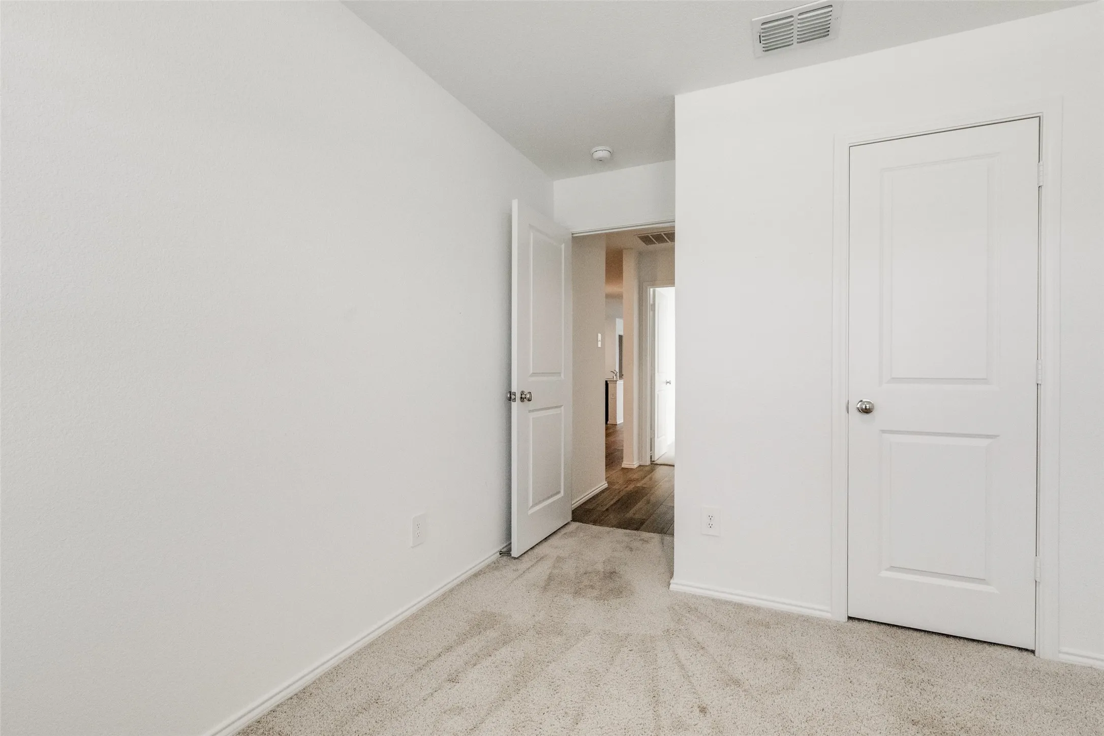 Single Family Residence For Rent in Denton County , 436 Frio Pass Trail, Fort Worth, Texas 76052, 4 Bedroom, 2 Bathroom, 2 Garage spaces, 1,681 Sqft, built in 2021, mls#21321336, Real Estate Agent in Fort Worth, Homes For Rent in Denton county, Homes For Rent in Fort Worth, Realtor in Fort Worth Texas, Real Estate Brokerage Independent Realty Texas, Luminita Cordes Realtor