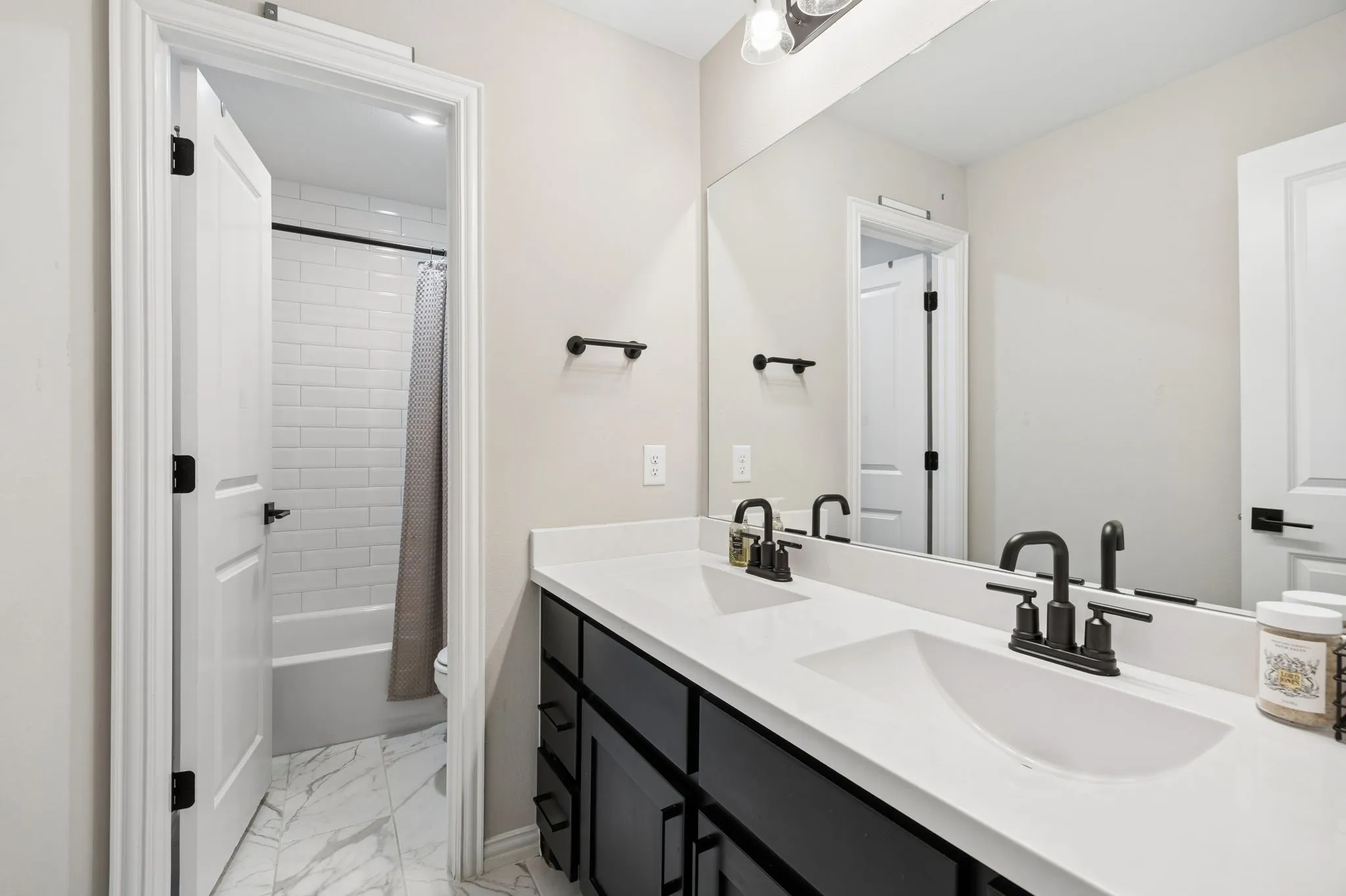 Single Family Residence For Sale in Collin County , 2712 Whirlaway Court, Celina, Texas 75009, 5 Bedroom, 5 Bathroom, 4 Garage spaces, 4,388 Sqft, built in 2021, mls#21321300, Real Estate Agent in Celina, Homes For Sale in Collin county, Homes For Sale in Celina, Realtor in Celina Texas, Real Estate Brokerage Independent Realty Texas, Luminita Cordes Realtor