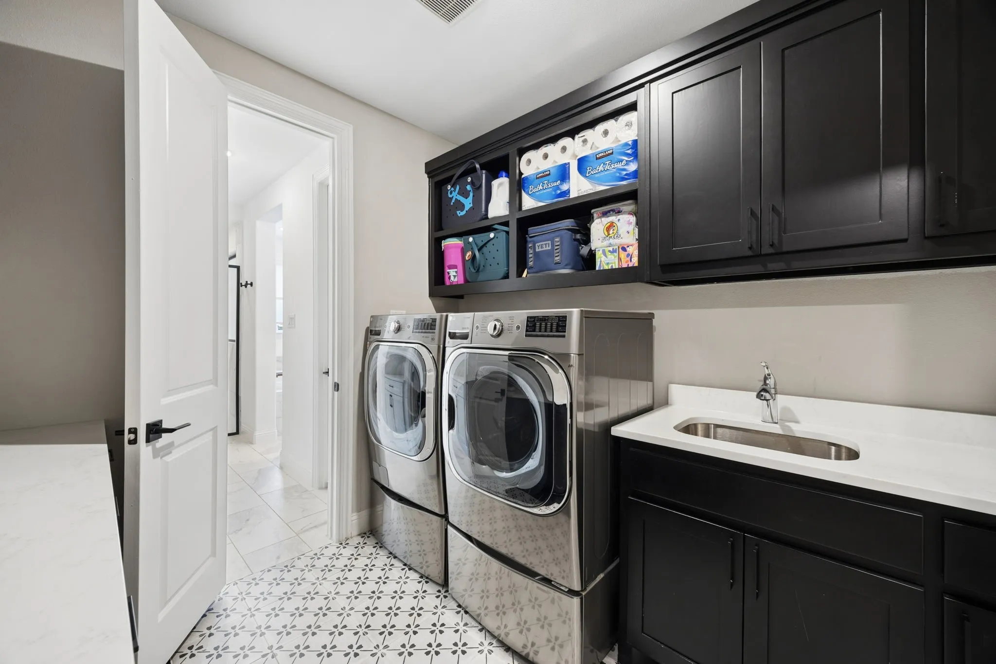 Single Family Residence For Sale in Collin County , 2712 Whirlaway Court, Celina, Texas 75009, 5 Bedroom, 5 Bathroom, 4 Garage spaces, 4,388 Sqft, built in 2021, mls#21321300, Real Estate Agent in Celina, Homes For Sale in Collin county, Homes For Sale in Celina, Realtor in Celina Texas, Real Estate Brokerage Independent Realty Texas, Luminita Cordes Realtor