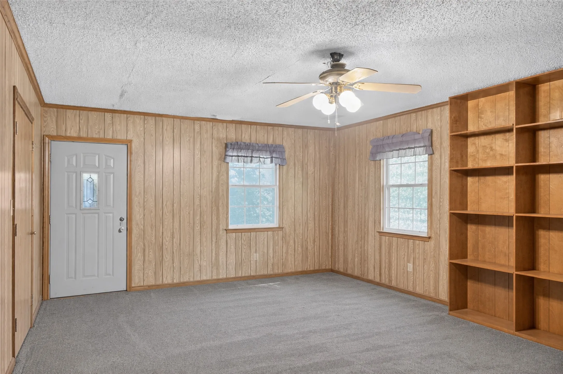Farm For Sale in Dallas County , 1334 E Stark Road, Seagoville, Texas 75159, 3 Bedroom, 2 Bathroom, Garage spaces, 1,968 Sqft, built in 1967, mls#21315497, Real Estate Agent in Seagoville, Homes For Sale in Dallas county, Homes For Sale in Seagoville, Realtor in Seagoville Texas, Real Estate Brokerage Independent Realty Texas, Luminita Cordes Realtor