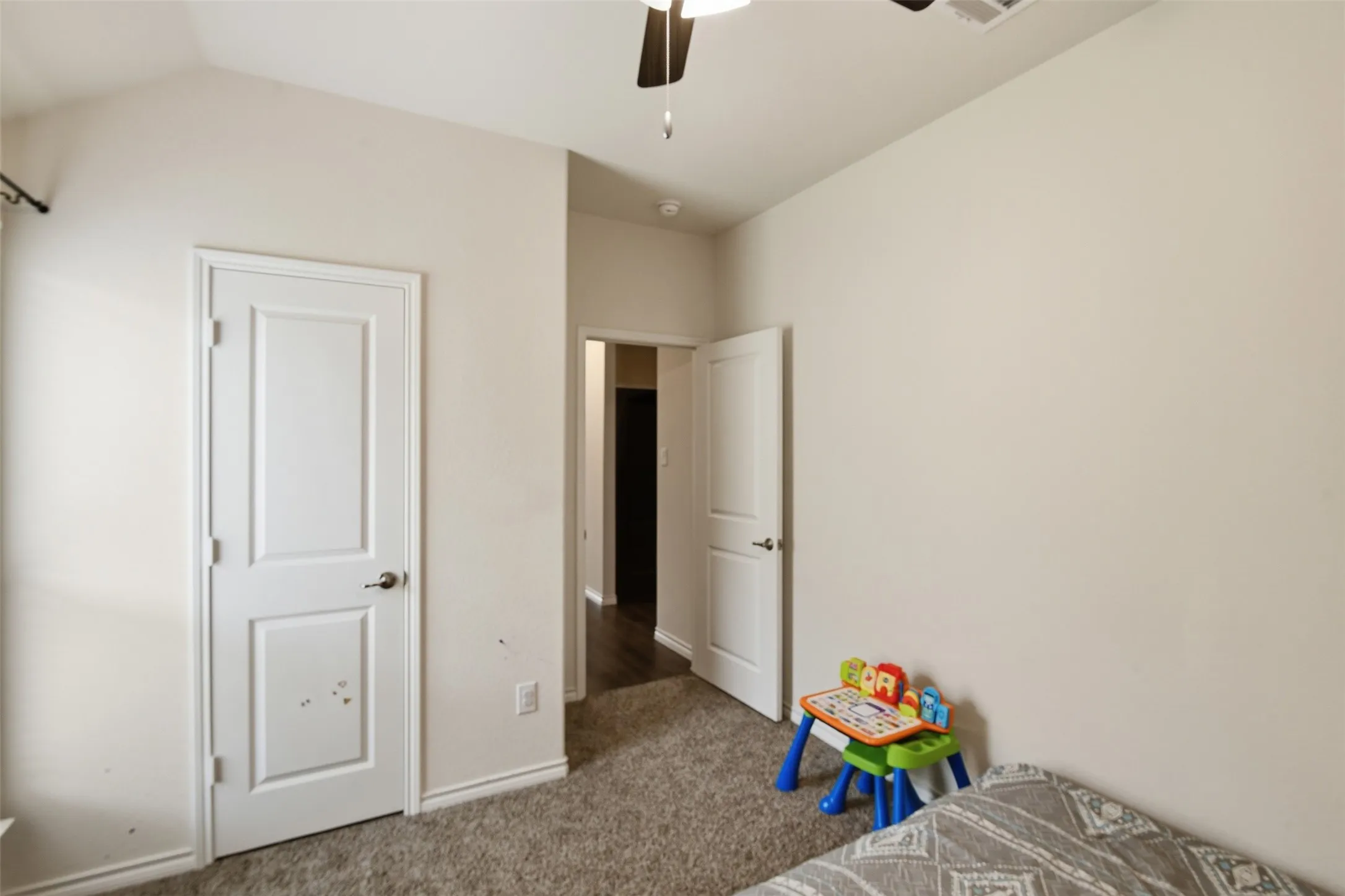 Single Family Residence For Rent in Collin County , 229 Penn Street, Anna, Texas 75409, 4 Bedroom, 2 Bathroom, 2 Garage spaces, 1,643 Sqft, built in 2022, mls#21317949, Real Estate Agent in Anna, Homes For Rent in Collin county, Homes For Rent in Anna, Realtor in Anna Texas, Real Estate Brokerage Independent Realty Texas, Luminita Cordes Realtor
