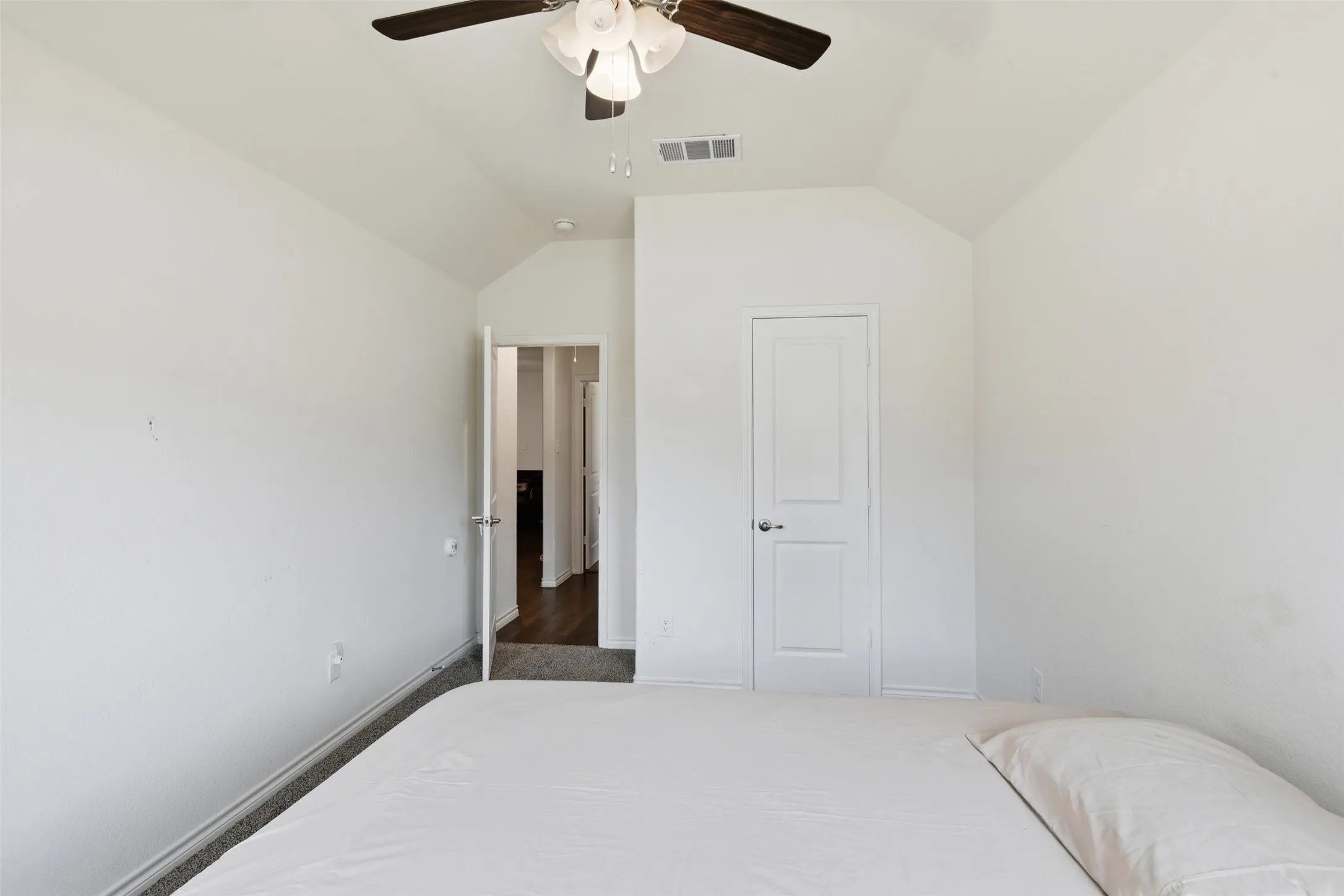 Single Family Residence For Rent in Collin County , 229 Penn Street, Anna, Texas 75409, 4 Bedroom, 2 Bathroom, 2 Garage spaces, 1,643 Sqft, built in 2022, mls#21317949, Real Estate Agent in Anna, Homes For Rent in Collin county, Homes For Rent in Anna, Realtor in Anna Texas, Real Estate Brokerage Independent Realty Texas, Luminita Cordes Realtor
