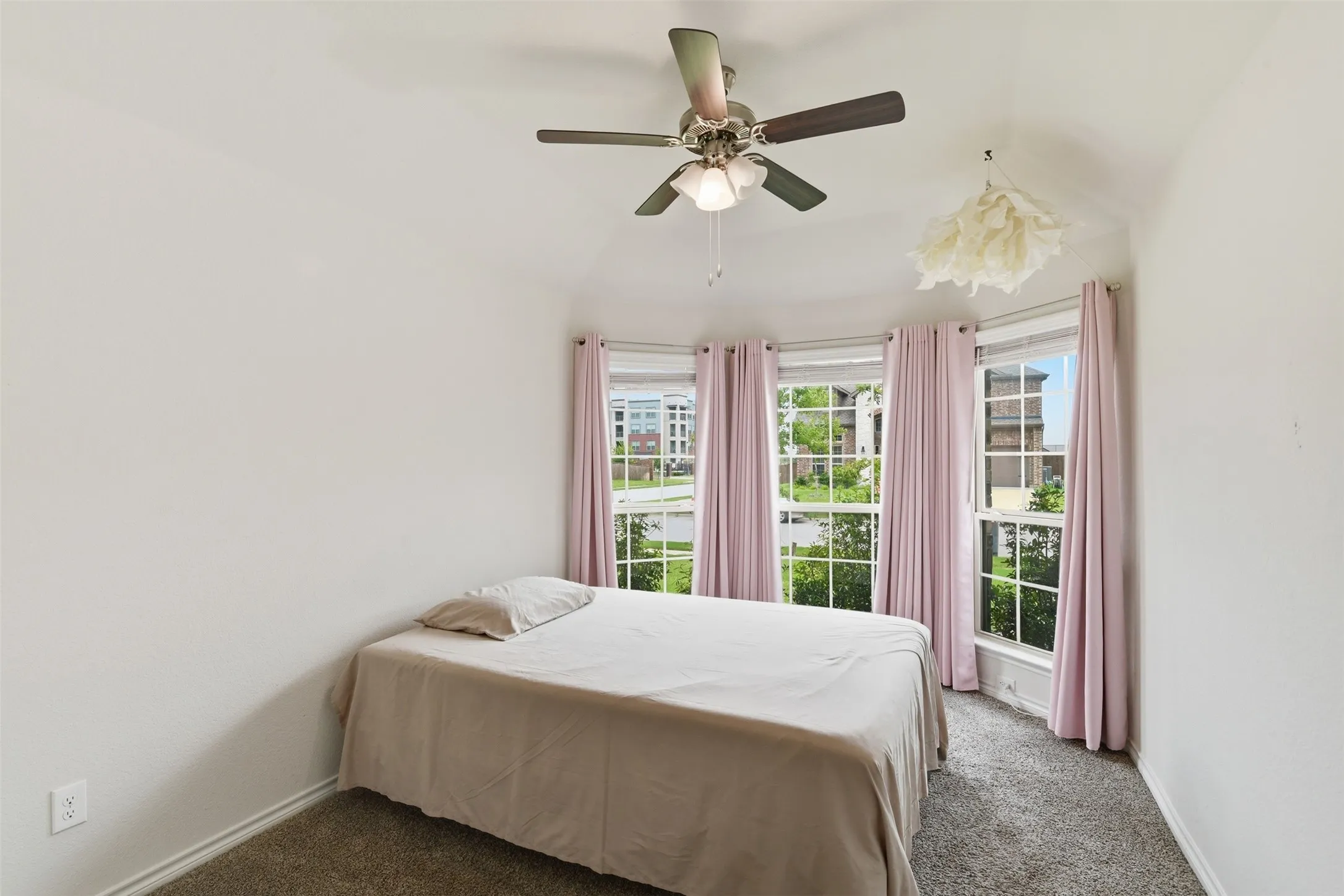 Single Family Residence For Rent in Collin County , 229 Penn Street, Anna, Texas 75409, 4 Bedroom, 2 Bathroom, 2 Garage spaces, 1,643 Sqft, built in 2022, mls#21317949, Real Estate Agent in Anna, Homes For Rent in Collin county, Homes For Rent in Anna, Realtor in Anna Texas, Real Estate Brokerage Independent Realty Texas, Luminita Cordes Realtor