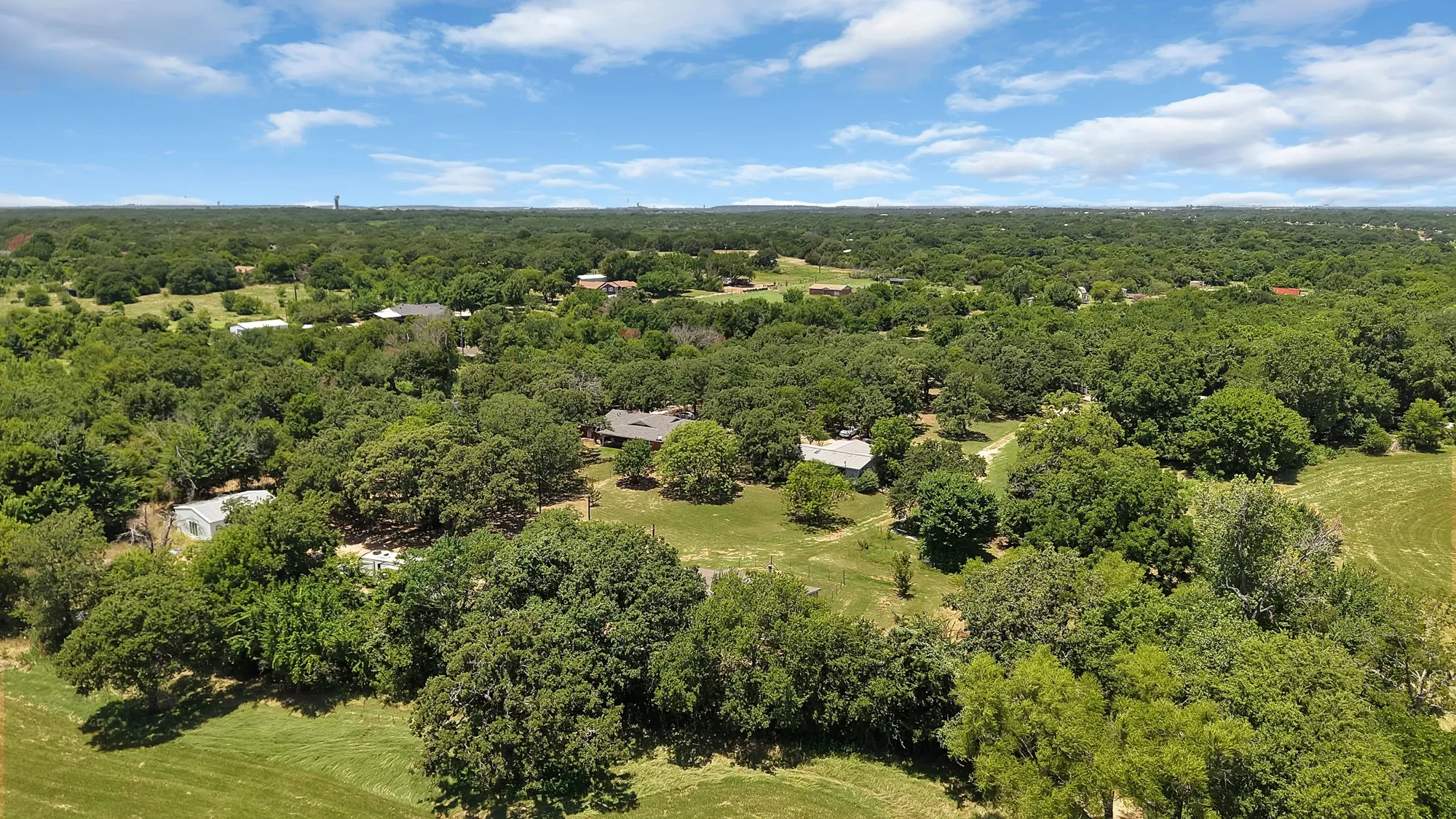 Single Family Residence For Sale in Johnson County , 305 W Bethesda Road, Burleson, Texas 76028, 3 Bedrooms, 2 Bathrooms, 2 Garage spaces, 2,314 Sqft, built in 1968, Price $500,000, mls#21315420, Real Estate Agent in Burleson, Homes For Sale in Johnson county, Homes For Sale in Burleson, Realtor in Burleson Texas, Real Estate Brokerage Independent Realty Texas, Luminita Cordes Realtor