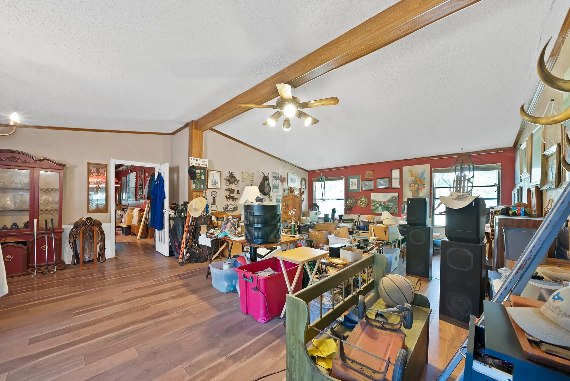 Mobile Home For Sale in Johnson County , 301 W Bethesda Road, Burleson, Texas 76028, 3 Bedroom, 2 Bathroom, Garage spaces, 2,072 Sqft, built in 1986, mls#21315406, Real Estate Agent in Burleson, Homes For Sale in Johnson county, Homes For Sale in Burleson, Realtor in Burleson Texas, Real Estate Brokerage Independent Realty Texas, Luminita Cordes Realtor