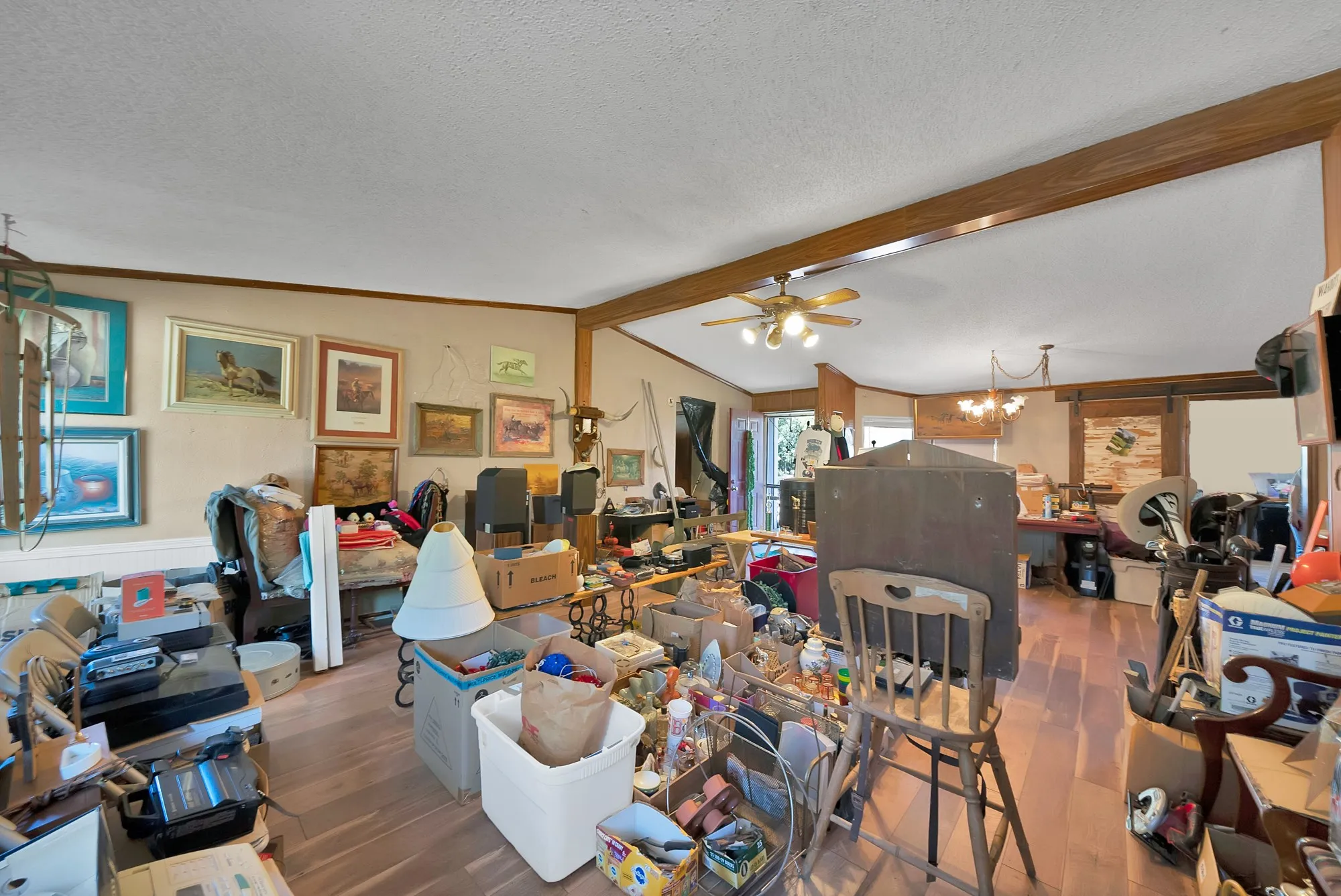 Mobile Home For Sale in Johnson County , 301 W Bethesda Road, Burleson, Texas 76028, 3 Bedroom, 2 Bathroom, Garage spaces, 2,072 Sqft, built in 1986, mls#21315406, Real Estate Agent in Burleson, Homes For Sale in Johnson county, Homes For Sale in Burleson, Realtor in Burleson Texas, Real Estate Brokerage Independent Realty Texas, Luminita Cordes Realtor