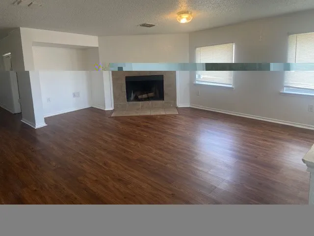 Single Family Residence For Rent in Dallas County , 14860 Bell Manor Court, Balch Springs, Texas 75180, 4 Bedroom, 3 Bathroom, 2 Garage spaces, 2,358 Sqft, built in 2004, mls#21321354, Real Estate Agent in Balch Springs, Homes For Rent in Dallas county, Homes For Rent in Balch Springs, Realtor in Balch Springs Texas, Real Estate Brokerage Independent Realty Texas, Luminita Cordes Realtor