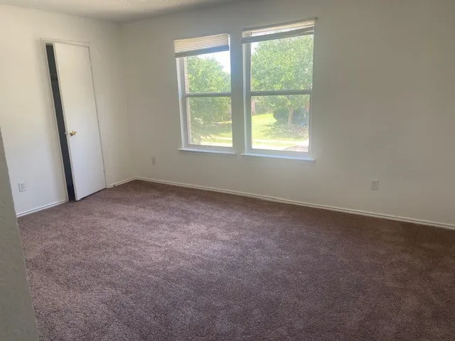 Single Family Residence For Rent in Dallas County , 14860 Bell Manor Court, Balch Springs, Texas 75180, 4 Bedroom, 3 Bathroom, 2 Garage spaces, 2,358 Sqft, built in 2004, mls#21321354, Real Estate Agent in Balch Springs, Homes For Rent in Dallas county, Homes For Rent in Balch Springs, Realtor in Balch Springs Texas, Real Estate Brokerage Independent Realty Texas, Luminita Cordes Realtor
