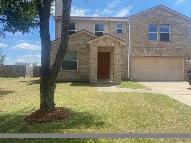 Single Family Residence For Rent in Dallas County , 14860 Bell Manor Court, Balch Springs, Texas 75180, 4 Bedroom, 3 Bathroom, 2 Garage spaces, 2,358 Sqft, built in 2004, mls#21321354, Real Estate Agent in Balch Springs, Homes For Rent in Dallas county, Homes For Rent in Balch Springs, Realtor in Balch Springs Texas, Real Estate Brokerage Independent Realty Texas, Luminita Cordes Realtor