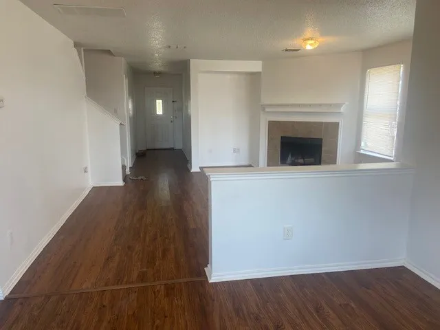 Single Family Residence For Rent in Dallas County , 14860 Bell Manor Court, Balch Springs, Texas 75180, 4 Bedroom, 3 Bathroom, 2 Garage spaces, 2,358 Sqft, built in 2004, mls#21321354, Real Estate Agent in Balch Springs, Homes For Rent in Dallas county, Homes For Rent in Balch Springs, Realtor in Balch Springs Texas, Real Estate Brokerage Independent Realty Texas, Luminita Cordes Realtor