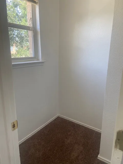 Single Family Residence For Rent in Dallas County , 14860 Bell Manor Court, Balch Springs, Texas 75180, 4 Bedroom, 3 Bathroom, 2 Garage spaces, 2,358 Sqft, built in 2004, mls#21321354, Real Estate Agent in Balch Springs, Homes For Rent in Dallas county, Homes For Rent in Balch Springs, Realtor in Balch Springs Texas, Real Estate Brokerage Independent Realty Texas, Luminita Cordes Realtor