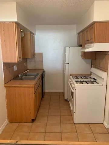 Condominium For Sale in Tarrant County , 5055 Ridglea Lane 1103, Fort Worth, Texas 76116, 1 Bedroom, 1 Bathroom, Garage spaces, 847 Sqft, built in 1968, mls#21321359, Real Estate Agent in Fort Worth, Homes For Sale in Tarrant county, Homes For Sale in Fort Worth, Realtor in Fort Worth Texas, Real Estate Brokerage Independent Realty Texas, Luminita Cordes Realtor