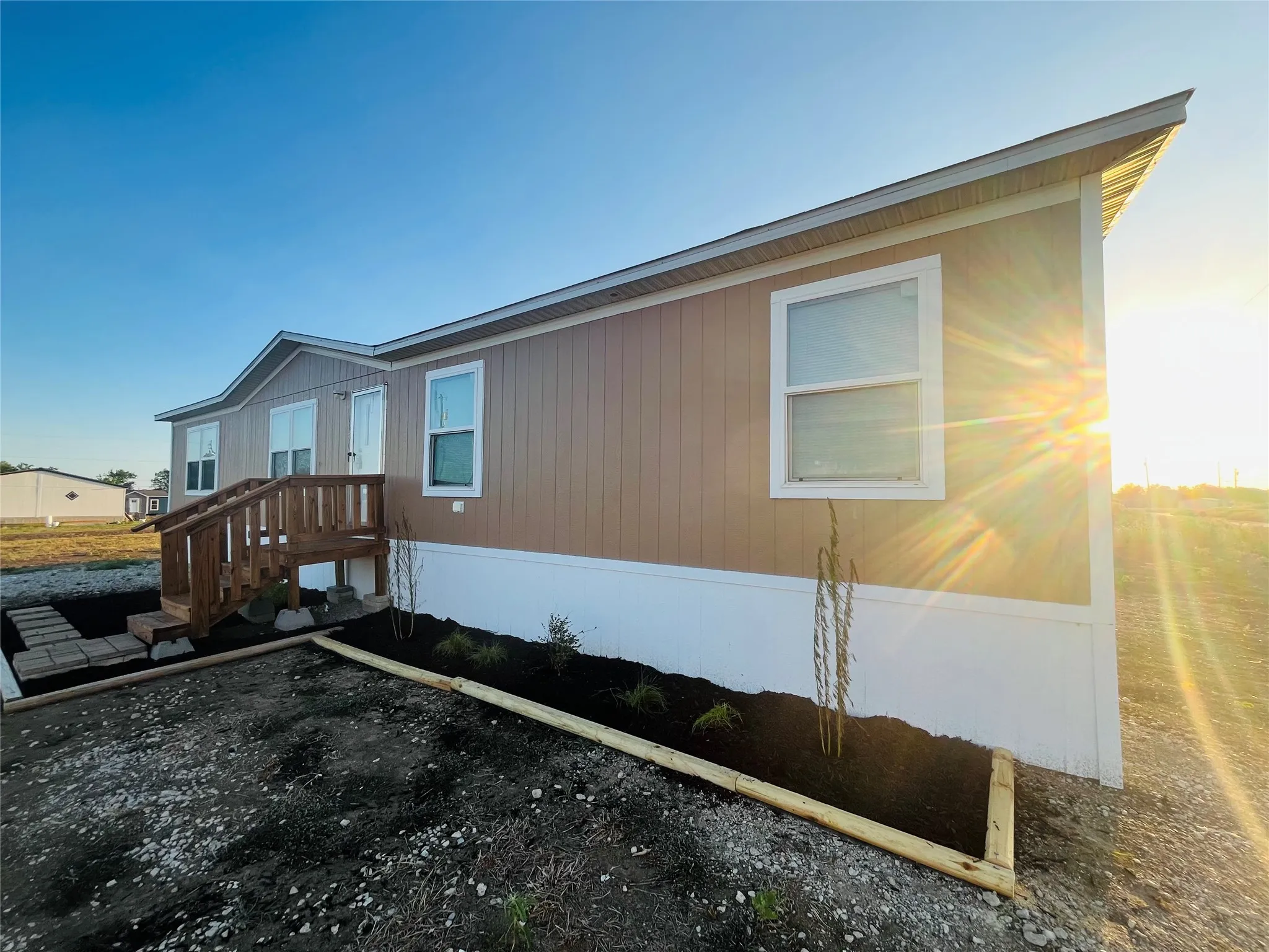 Mobile Home For Sale in Kaufman County , 1630 Lytton Lane, Kaufman, Texas 75142, 3 Bedroom, 2 Bathroom, Garage spaces, 1,568 Sqft, built in 2021, mls#21320778, Real Estate Agent in Kaufman, Homes For Sale in Kaufman county, Homes For Sale in Kaufman, Realtor in Kaufman Texas, Real Estate Brokerage Independent Realty Texas, Luminita Cordes Realtor